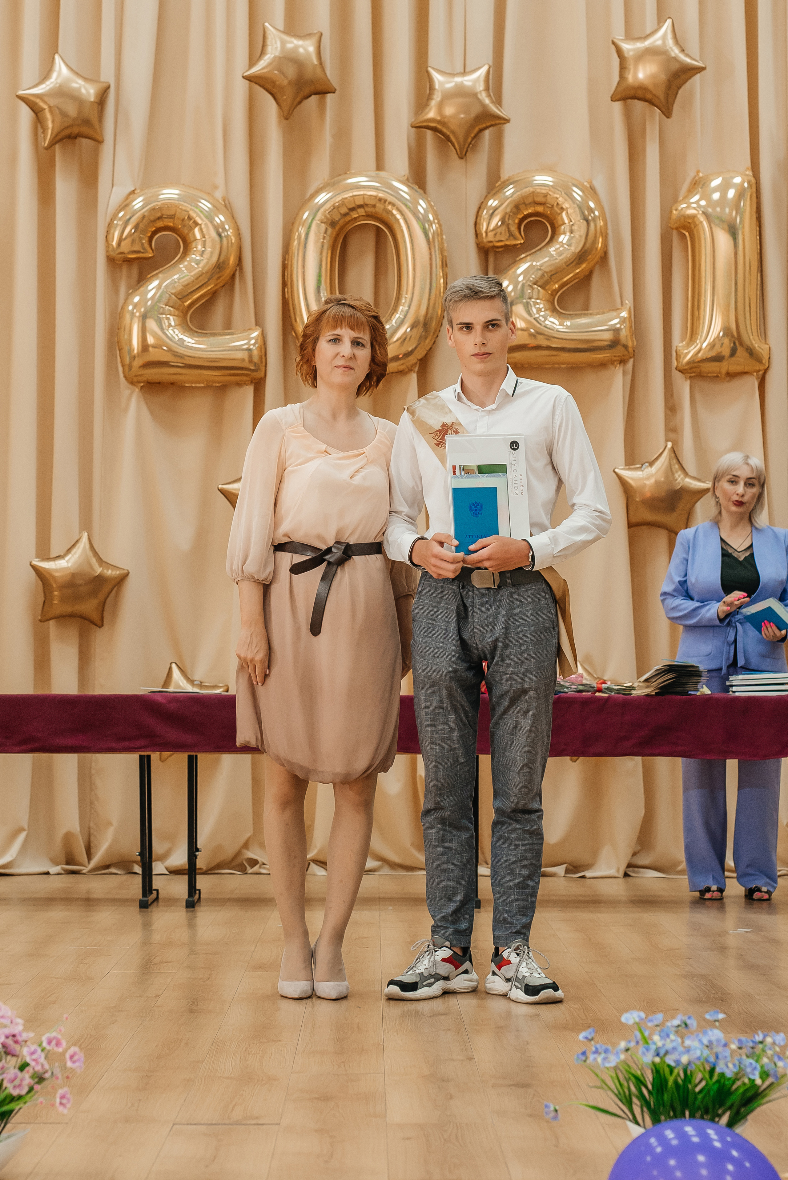 Выпускной Школа 82. Свадебный фотограф Елена Рякина