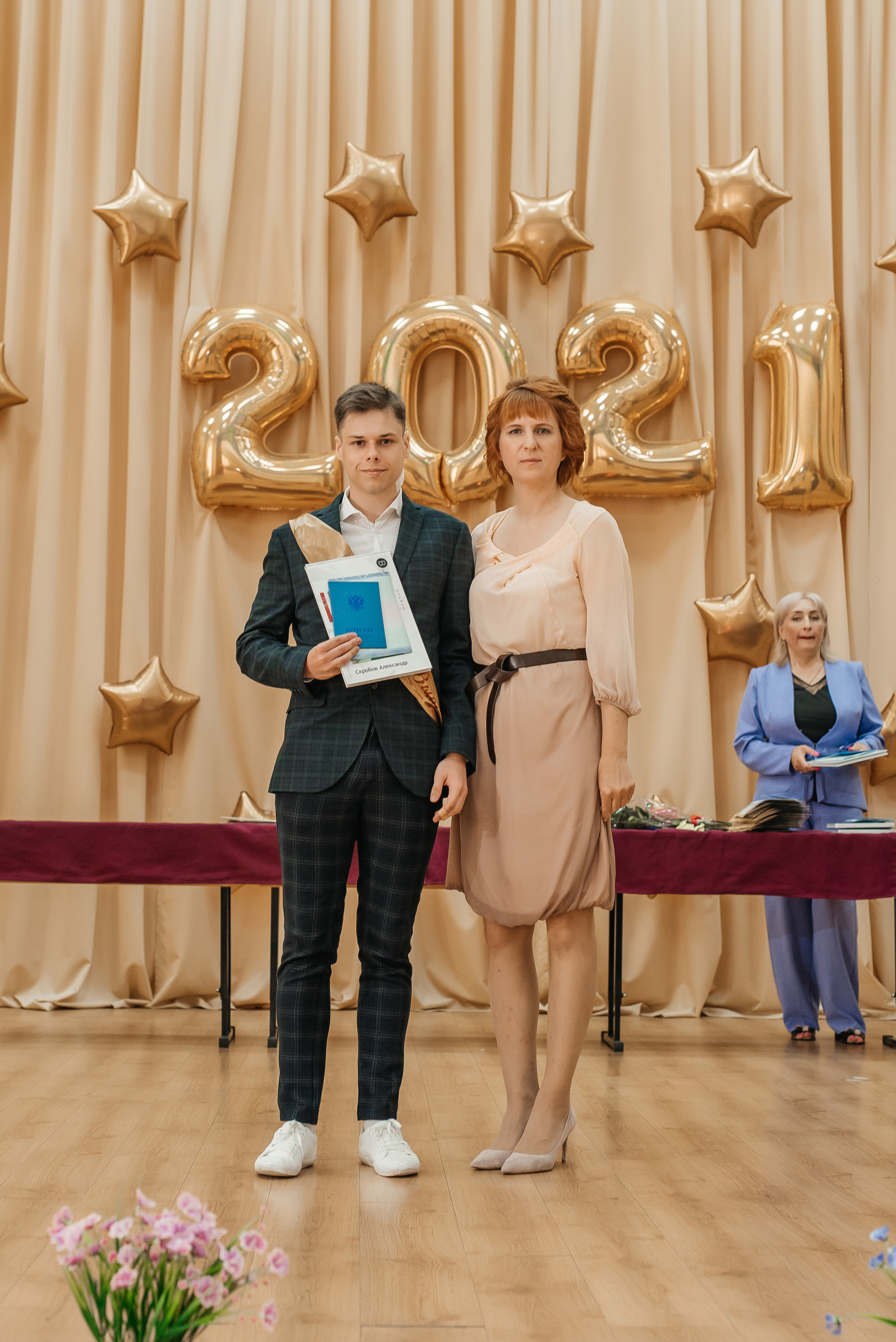 Выпускной Школа 82. Свадебный фотограф Елена Рякина