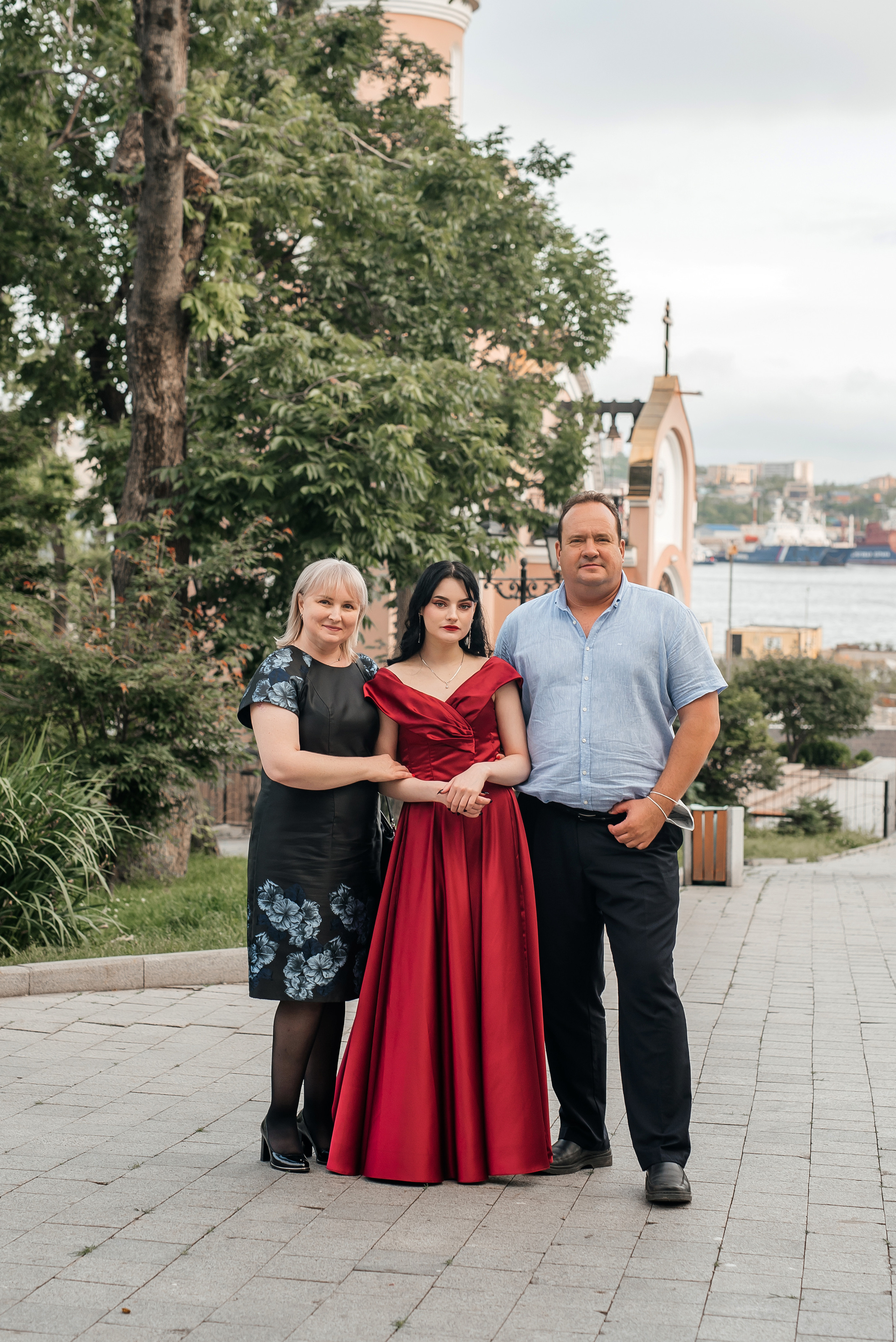 Выпускной Школа 82. Свадебный фотограф Елена Рякина