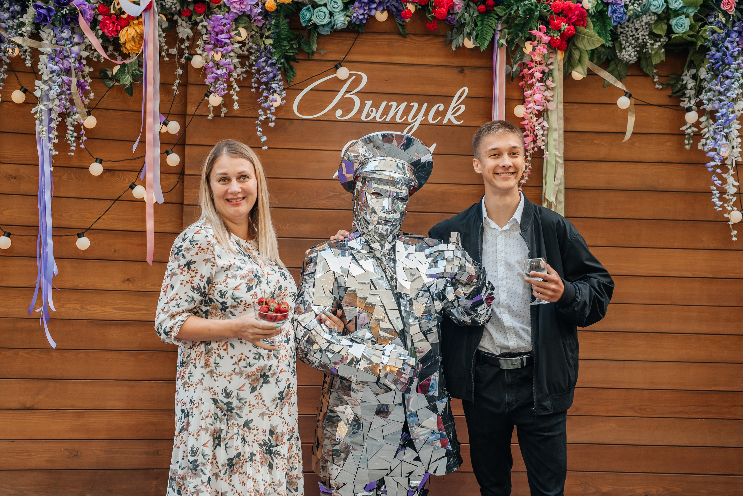 Выпускной Школа 82. Свадебный фотограф Елена Рякина