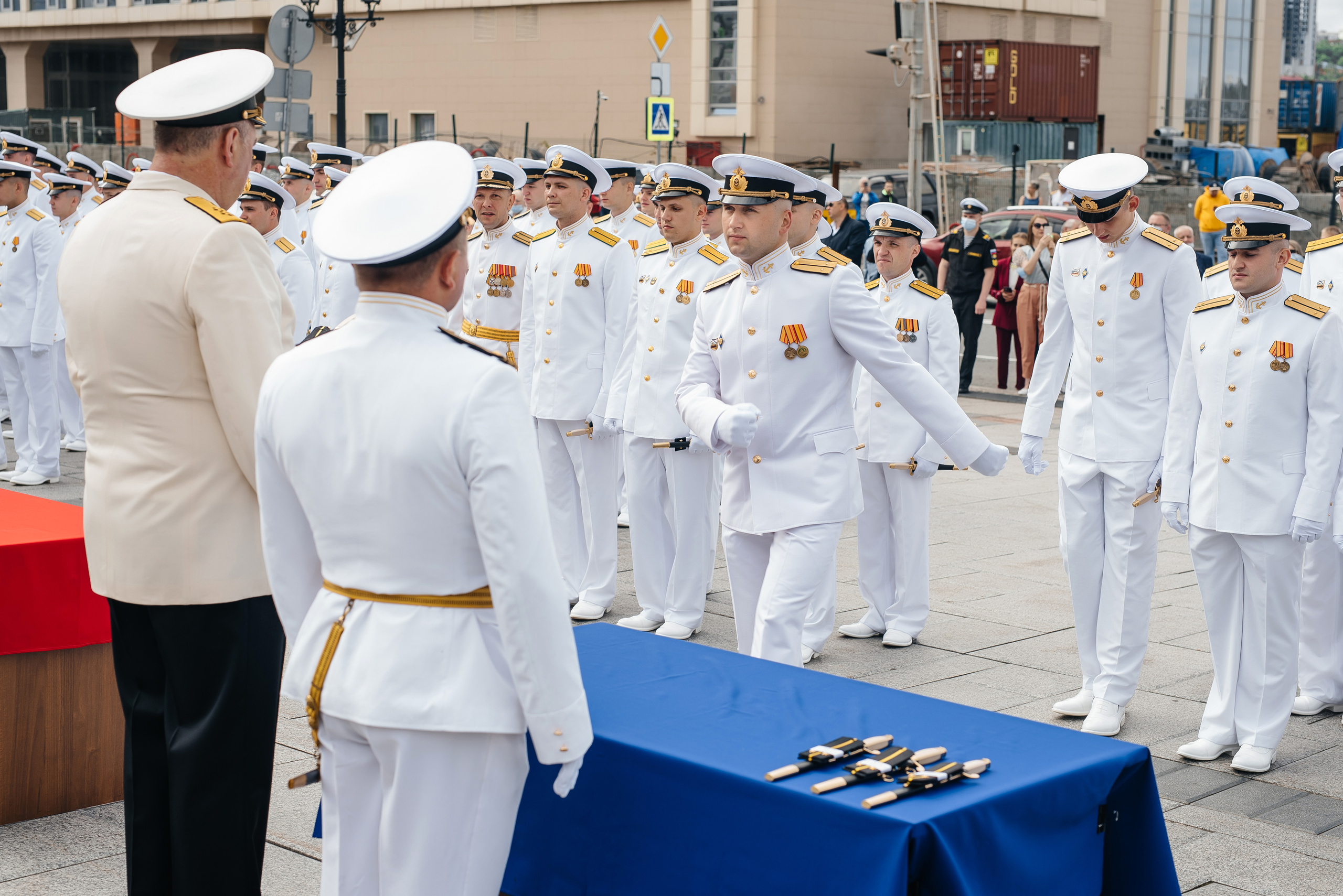 Выпускной ДВИМУ. Свадебный фотограф Елена Рякина