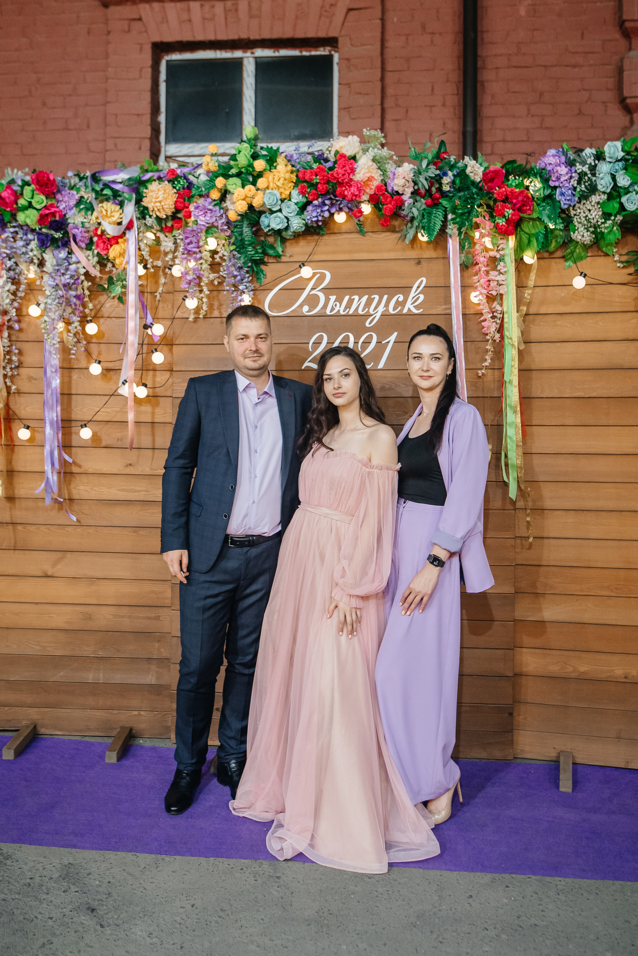 Выпускной Школа 82. Свадебный фотограф Елена Рякина