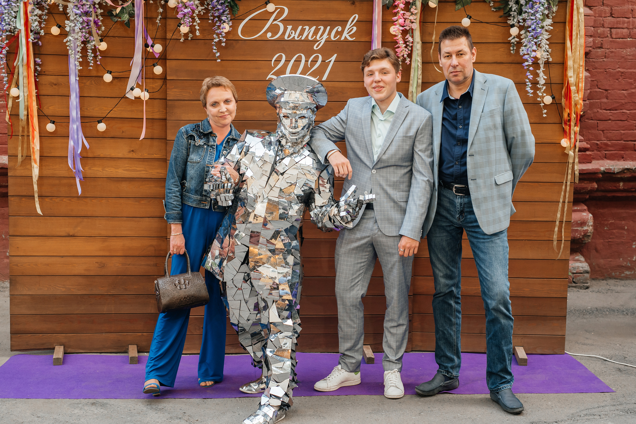 Выпускной Школа 82. Свадебный фотограф Елена Рякина