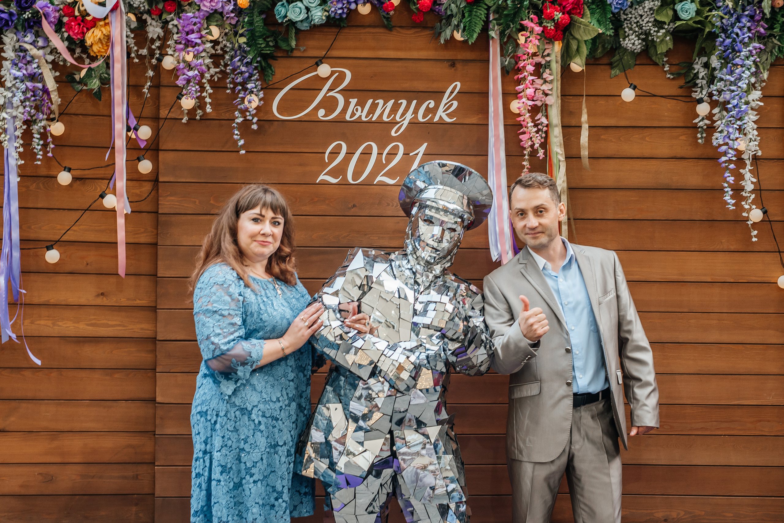 Выпускной Школа 82. Свадебный фотограф Елена Рякина