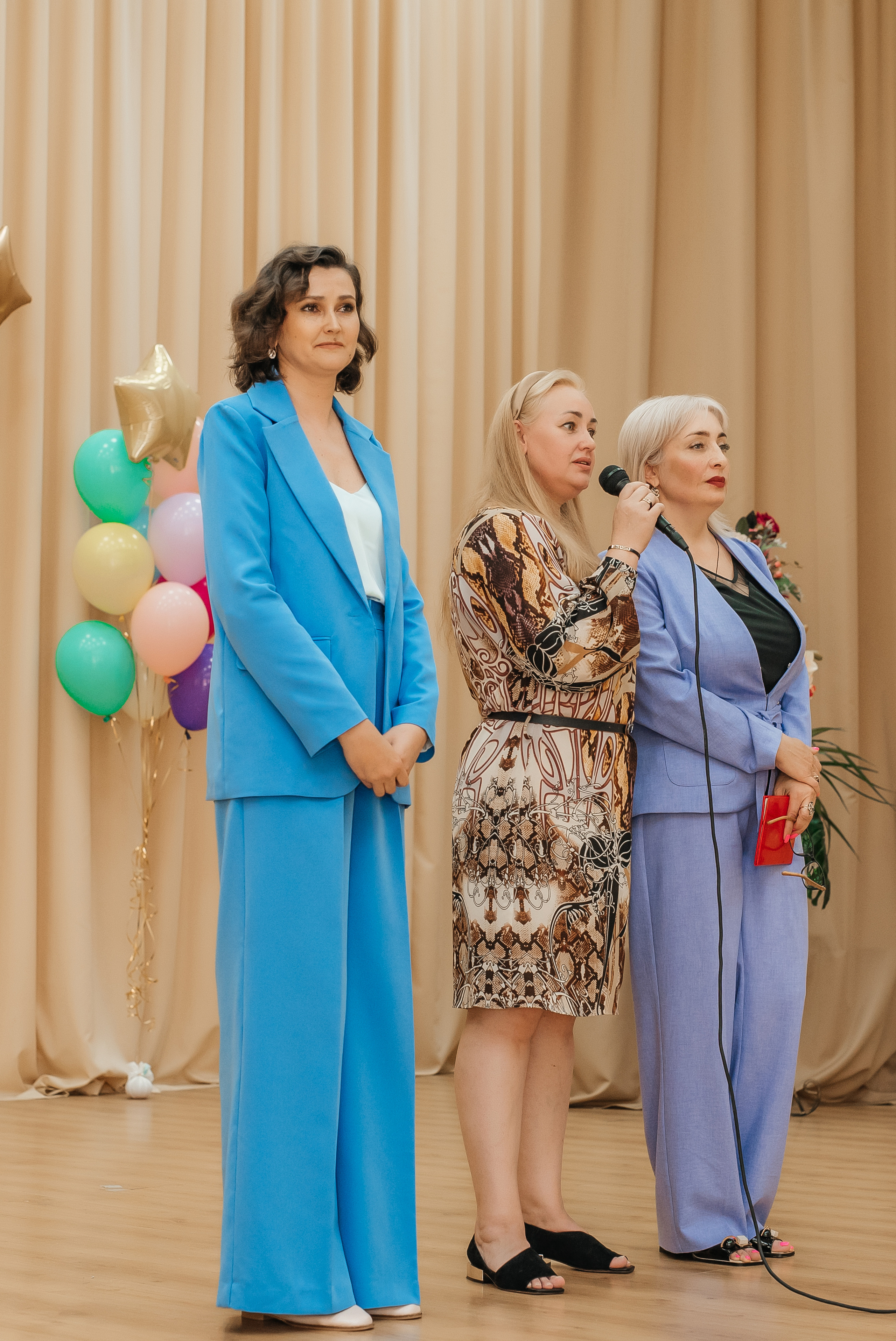 Выпускной Школа 82. Свадебный фотограф Елена Рякина