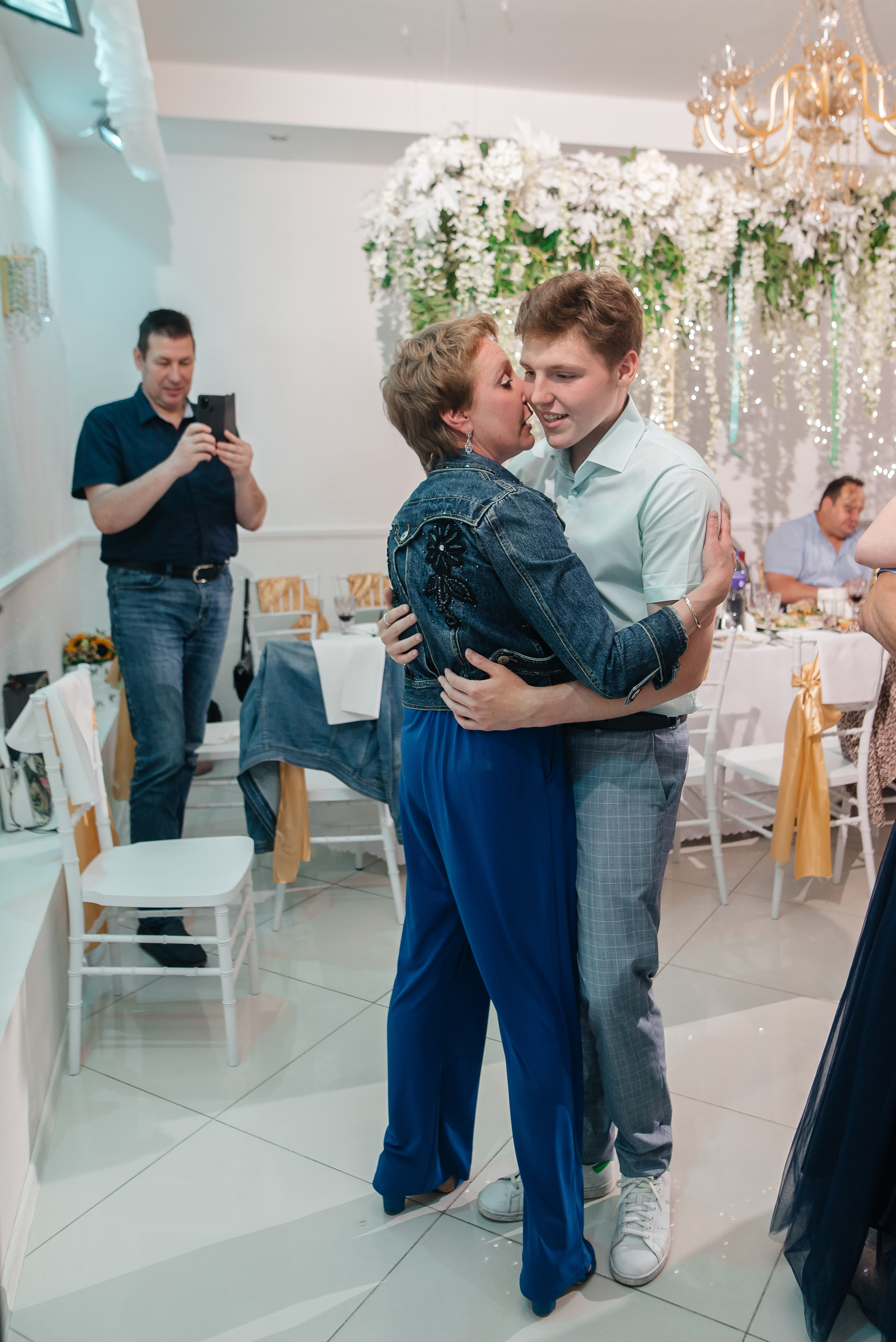 Выпускной Школа 82. Свадебный фотограф Елена Рякина