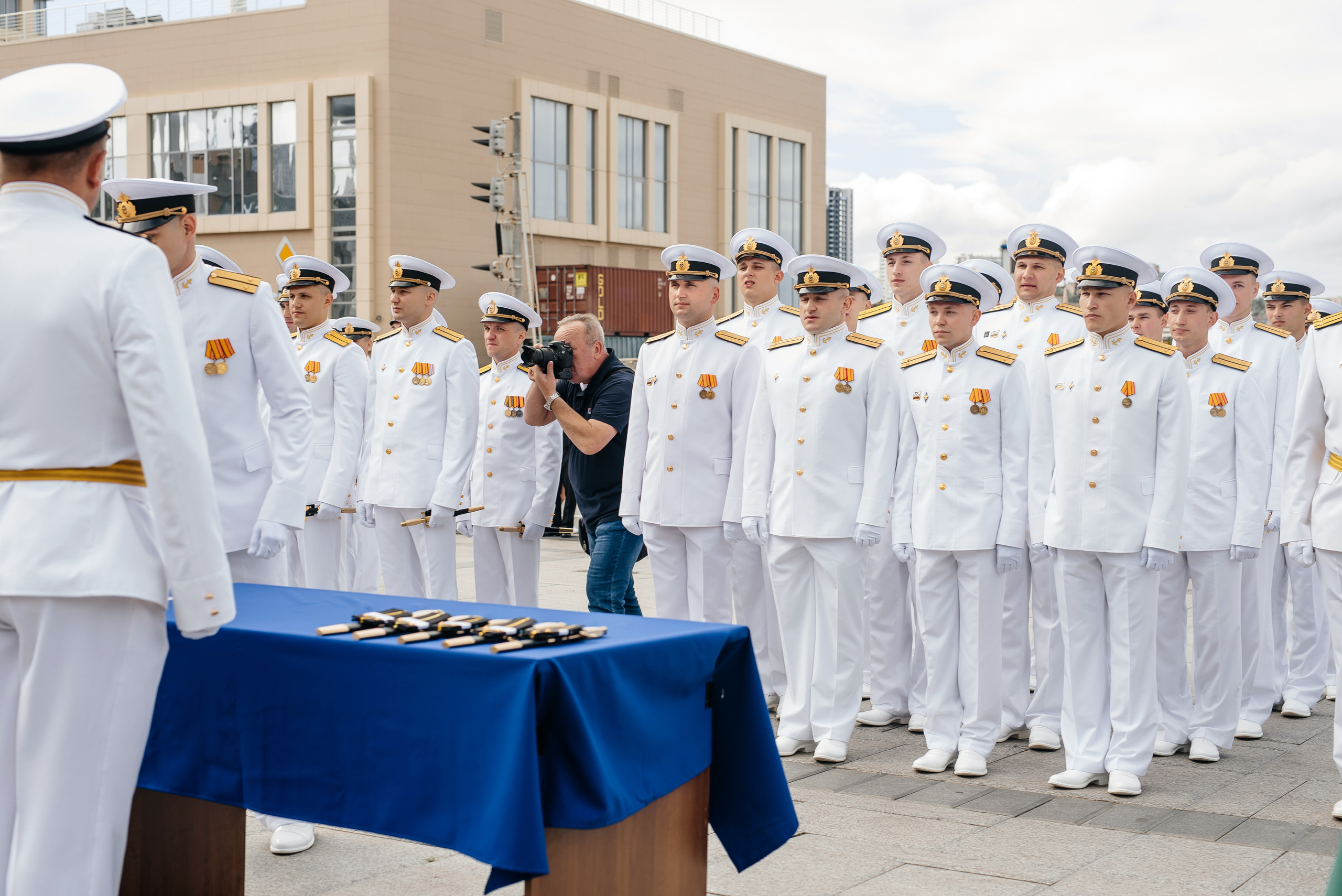 Выпускной ДВИМУ. Свадебный фотограф Елена Рякина