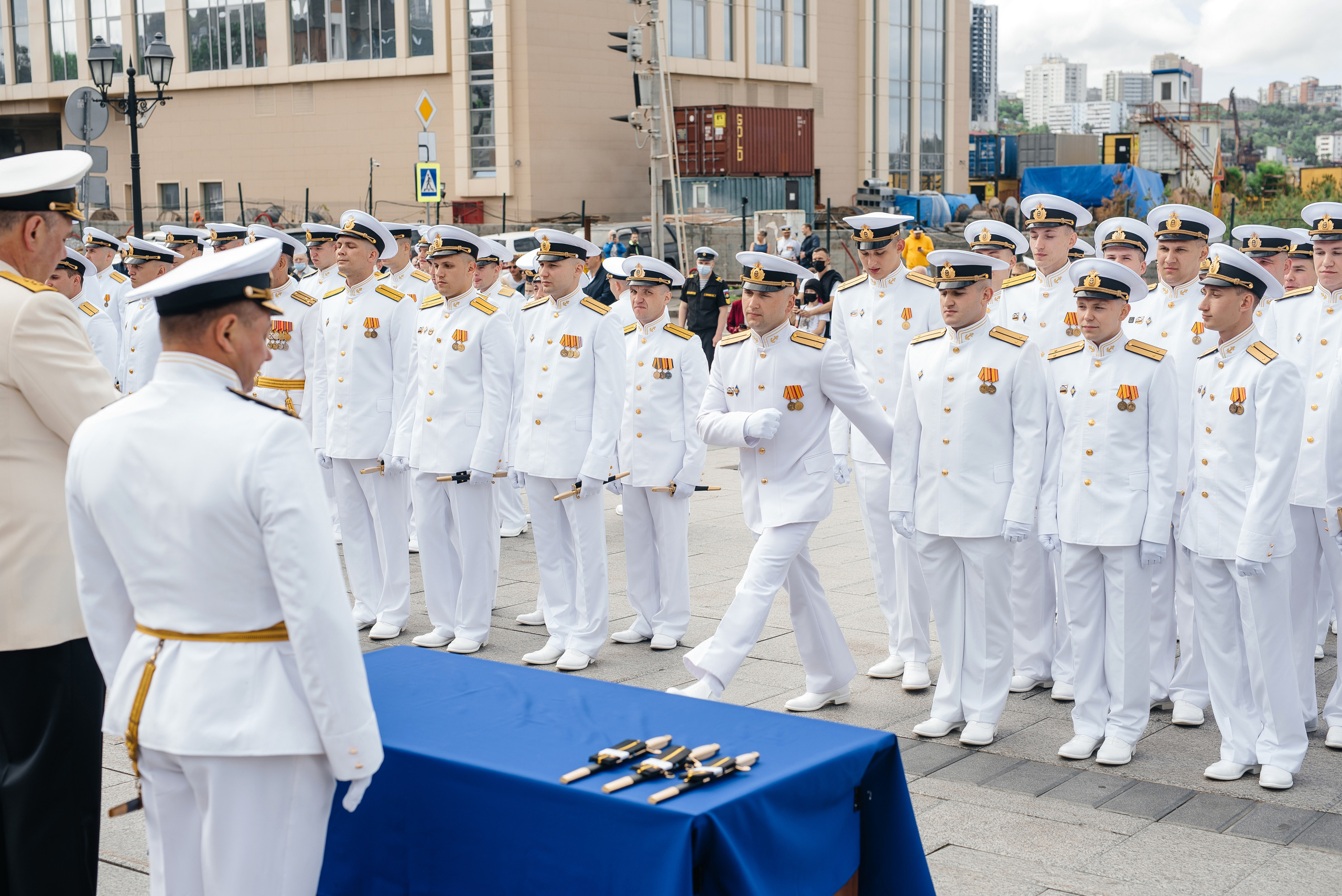 Выпускной ДВИМУ. Свадебный фотограф Елена Рякина