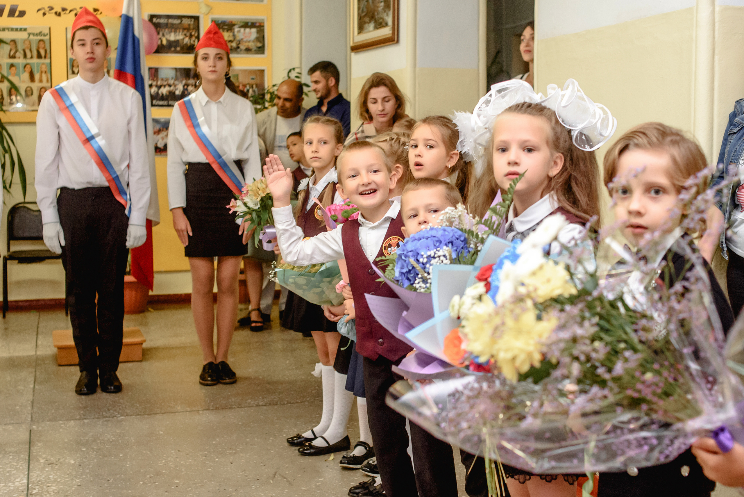 1 сентября Школа 57. Свадебный фотограф Елена Рякина