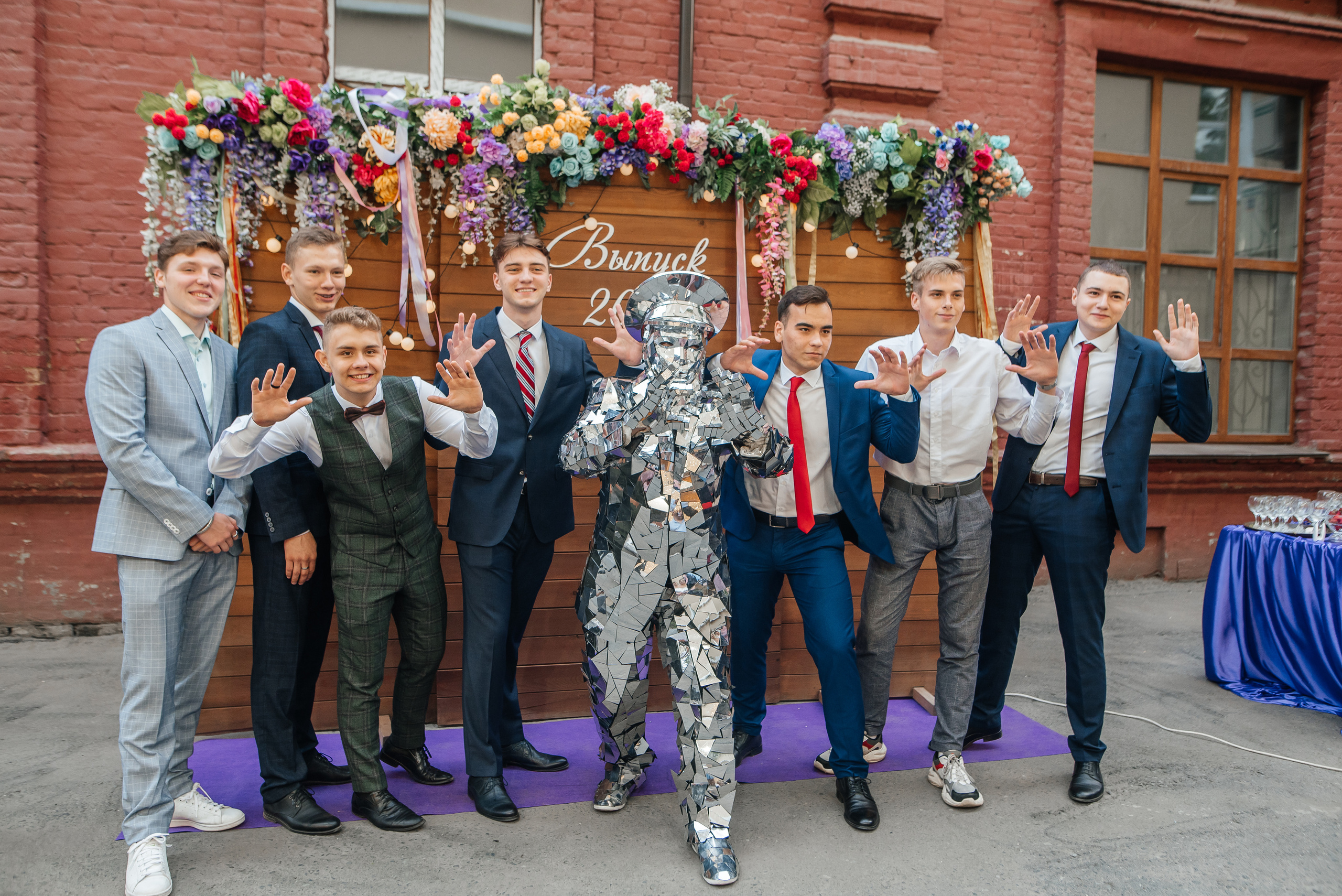 Выпускной Школа 82. Свадебный фотограф Елена Рякина