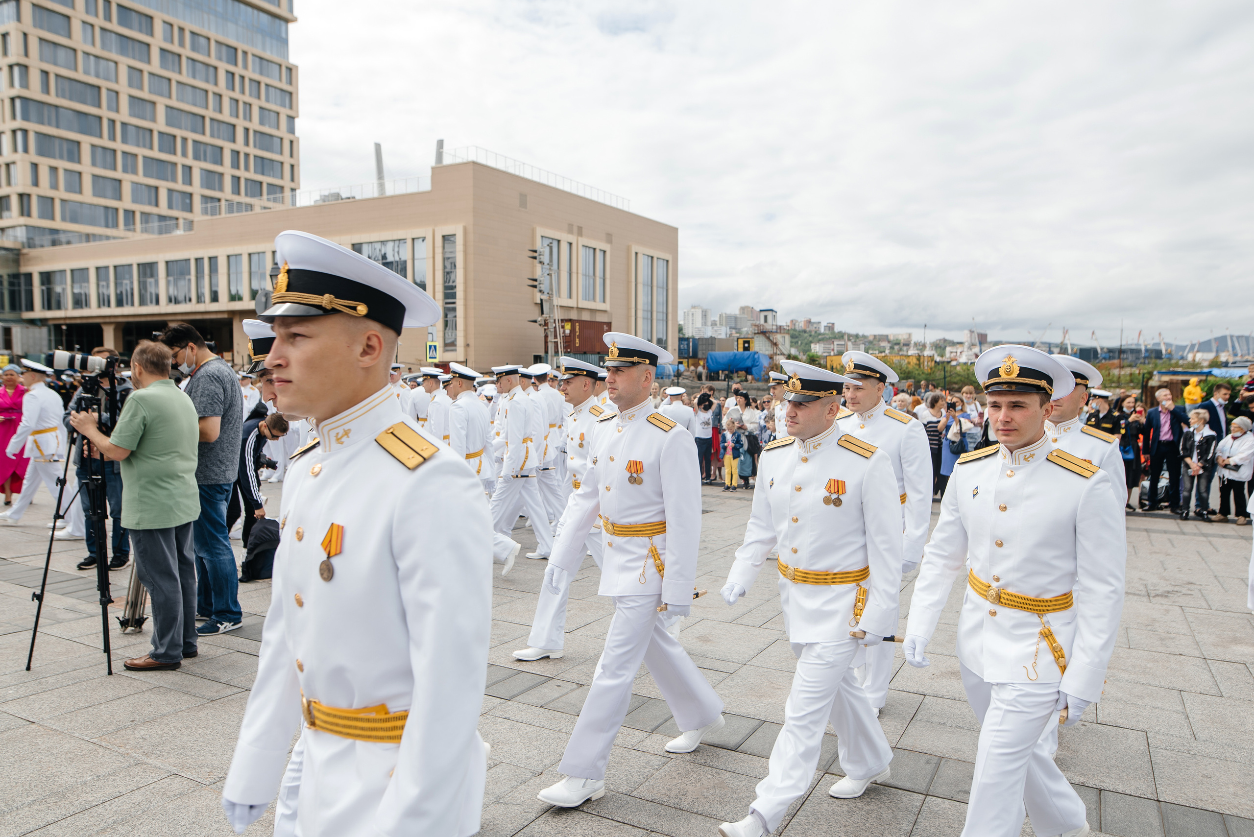 Выпускной ДВИМУ. Свадебный фотограф Елена Рякина
