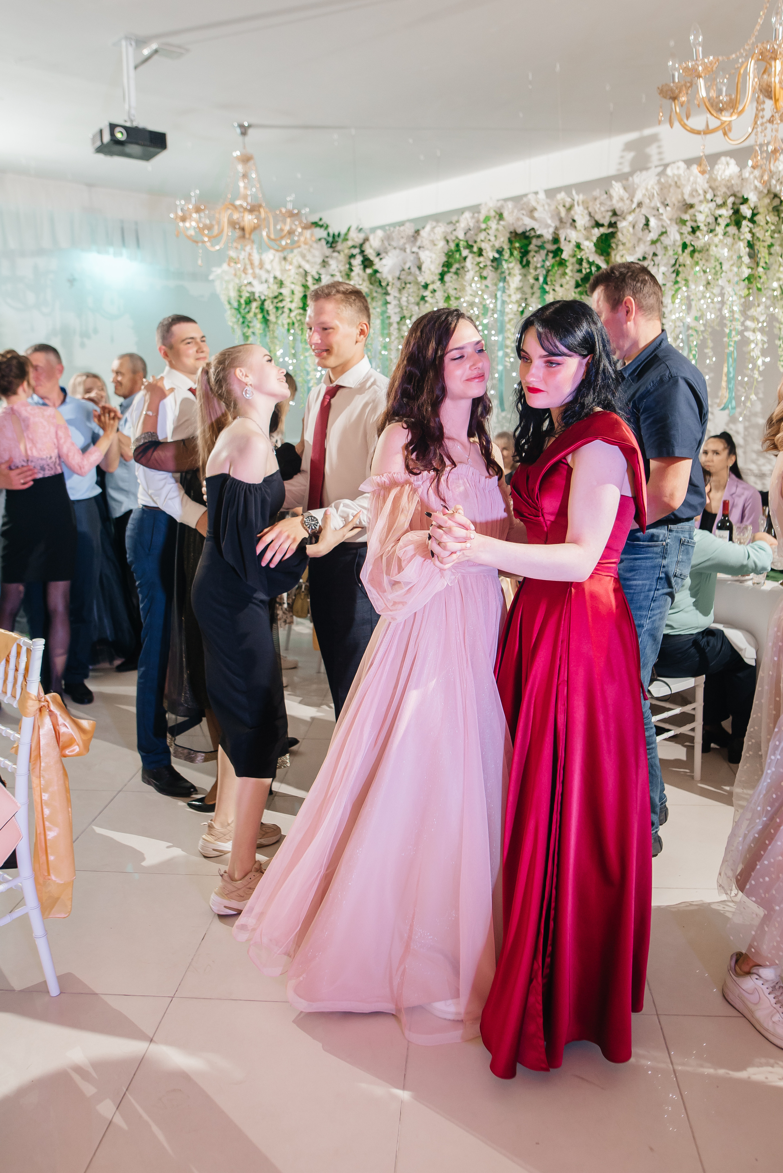 Выпускной Школа 82. Свадебный фотограф Елена Рякина