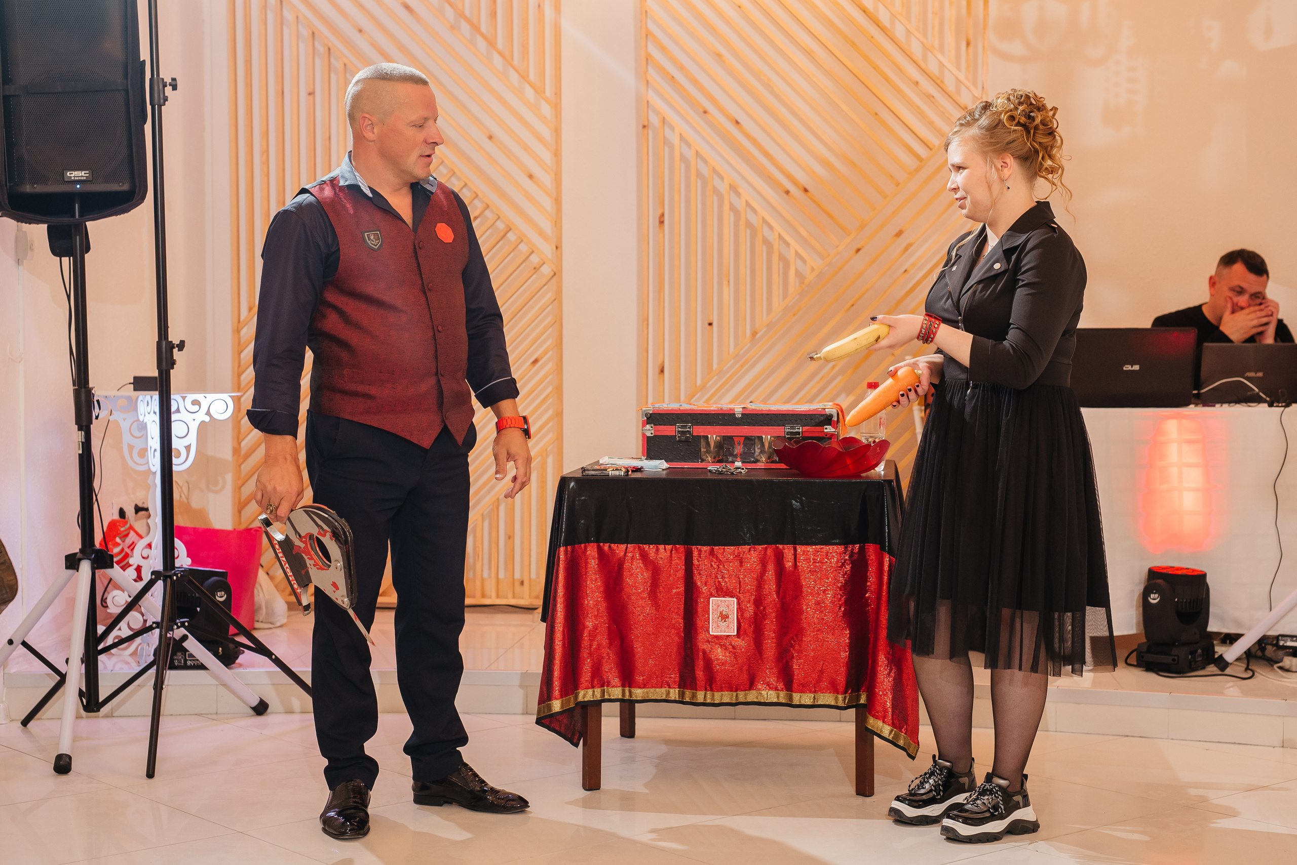 Выпускной Школа 82. Свадебный фотограф Елена Рякина