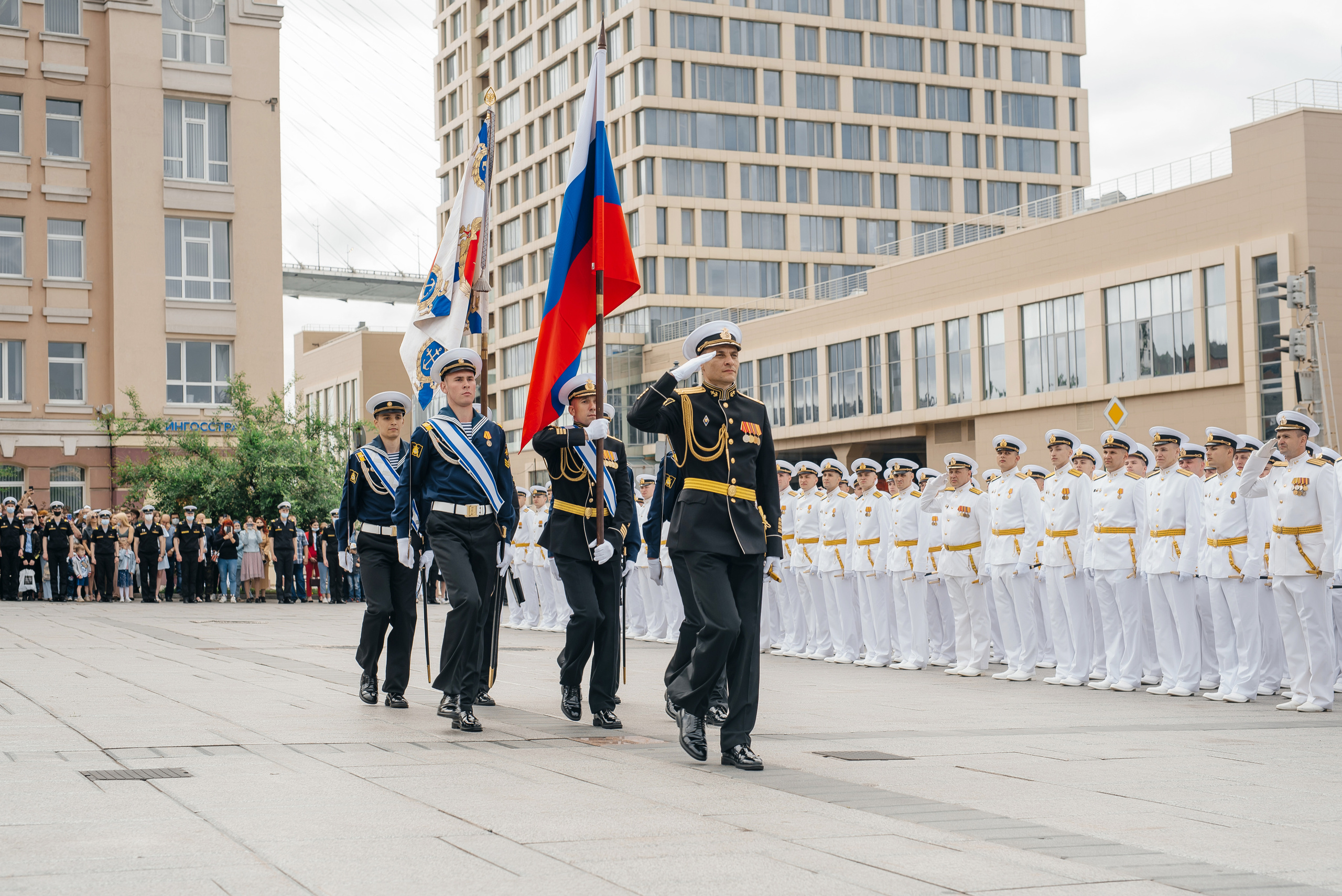 Выпускной ДВИМУ. Свадебный фотограф Елена Рякина
