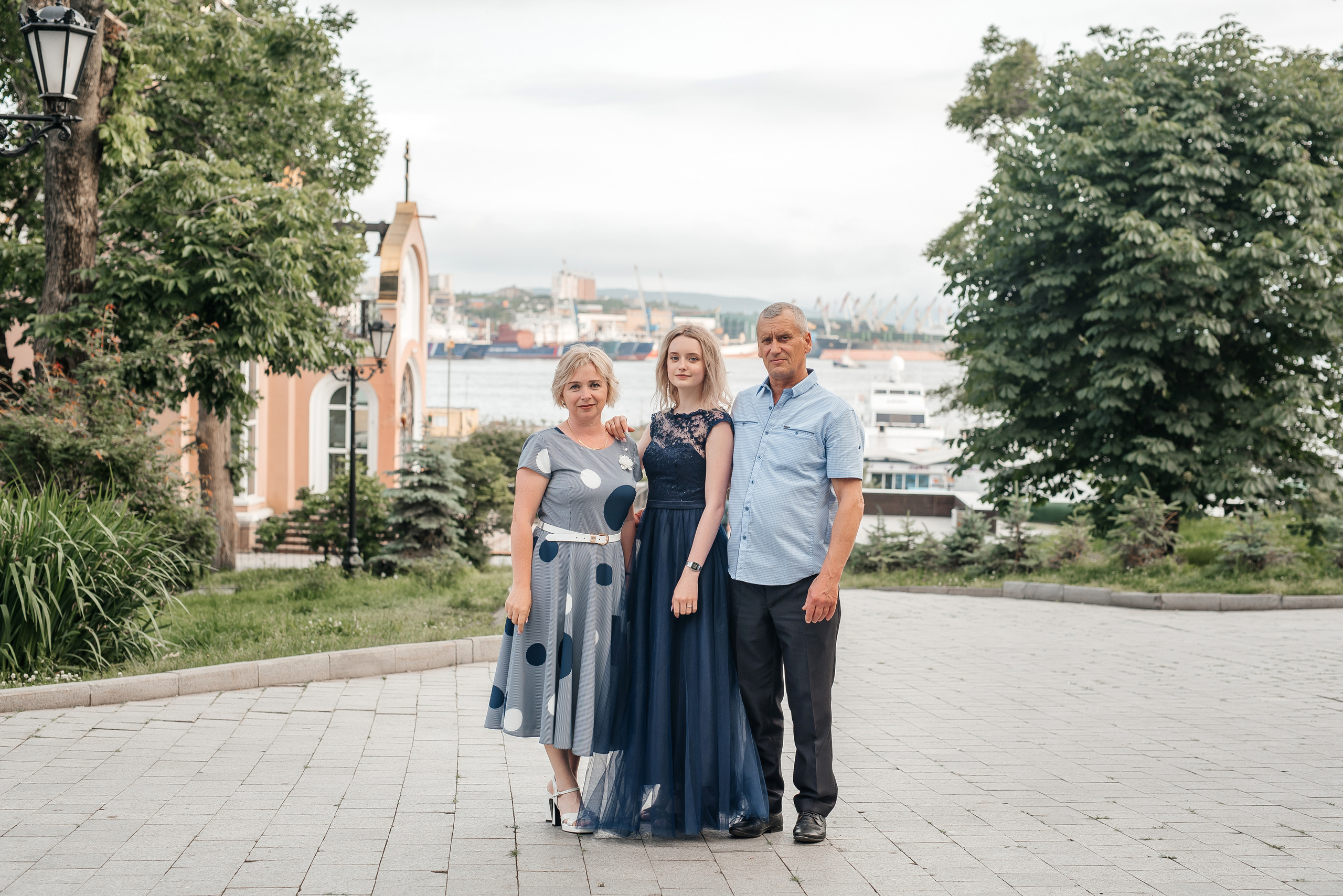 Выпускной Школа 82. Свадебный фотограф Елена Рякина