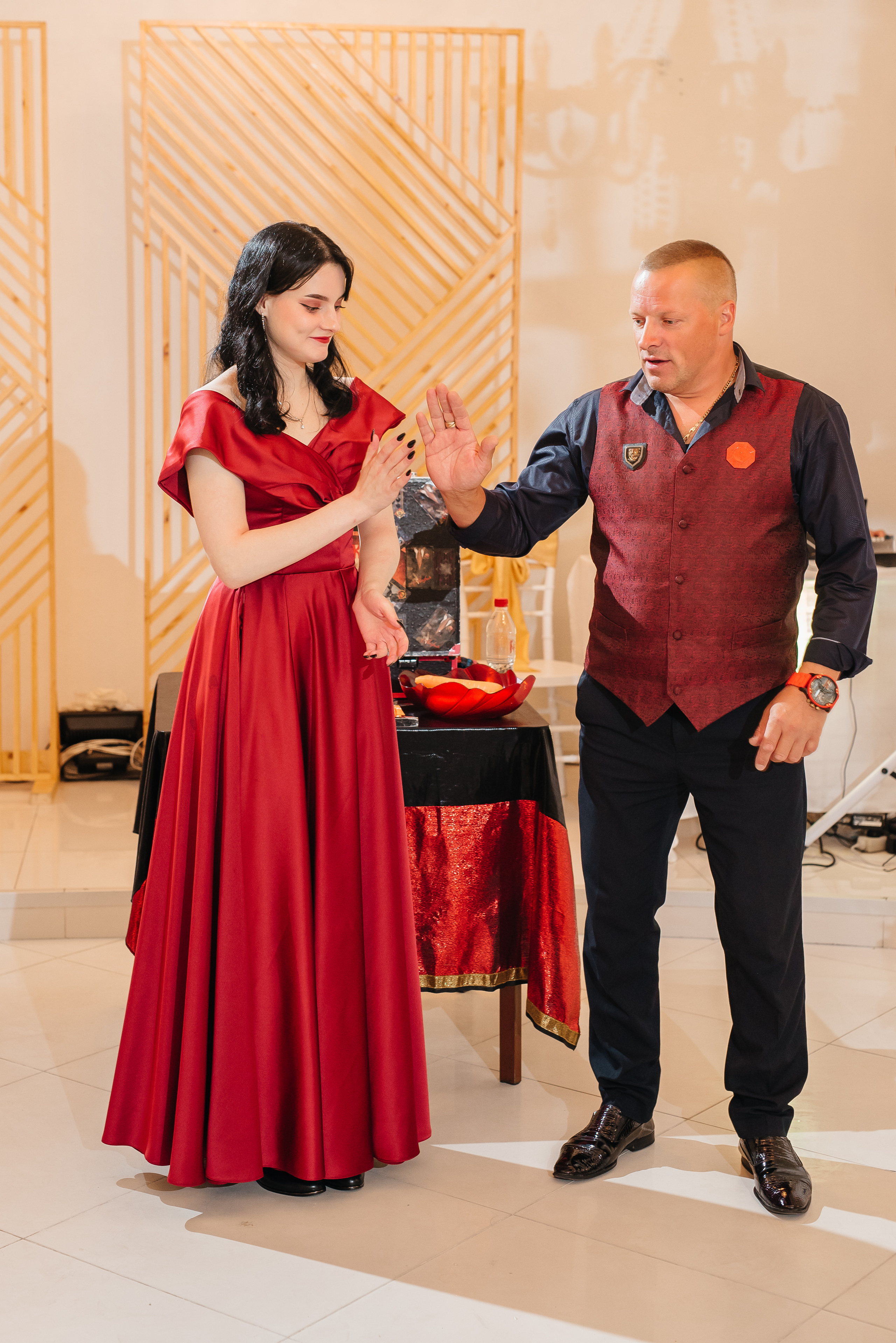 Выпускной Школа 82. Свадебный фотограф Елена Рякина