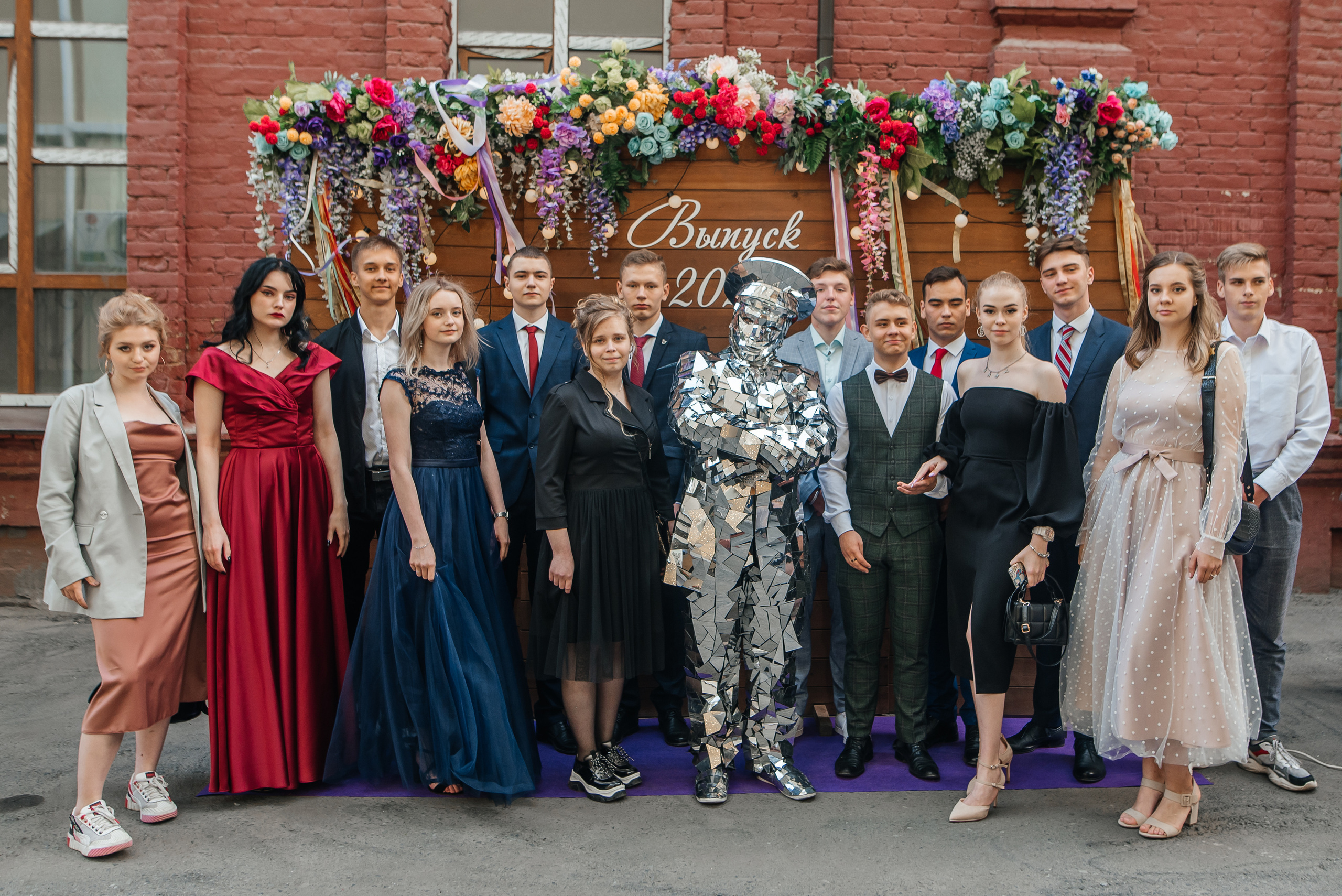 Выпускной Школа 82. Свадебный фотограф Елена Рякина