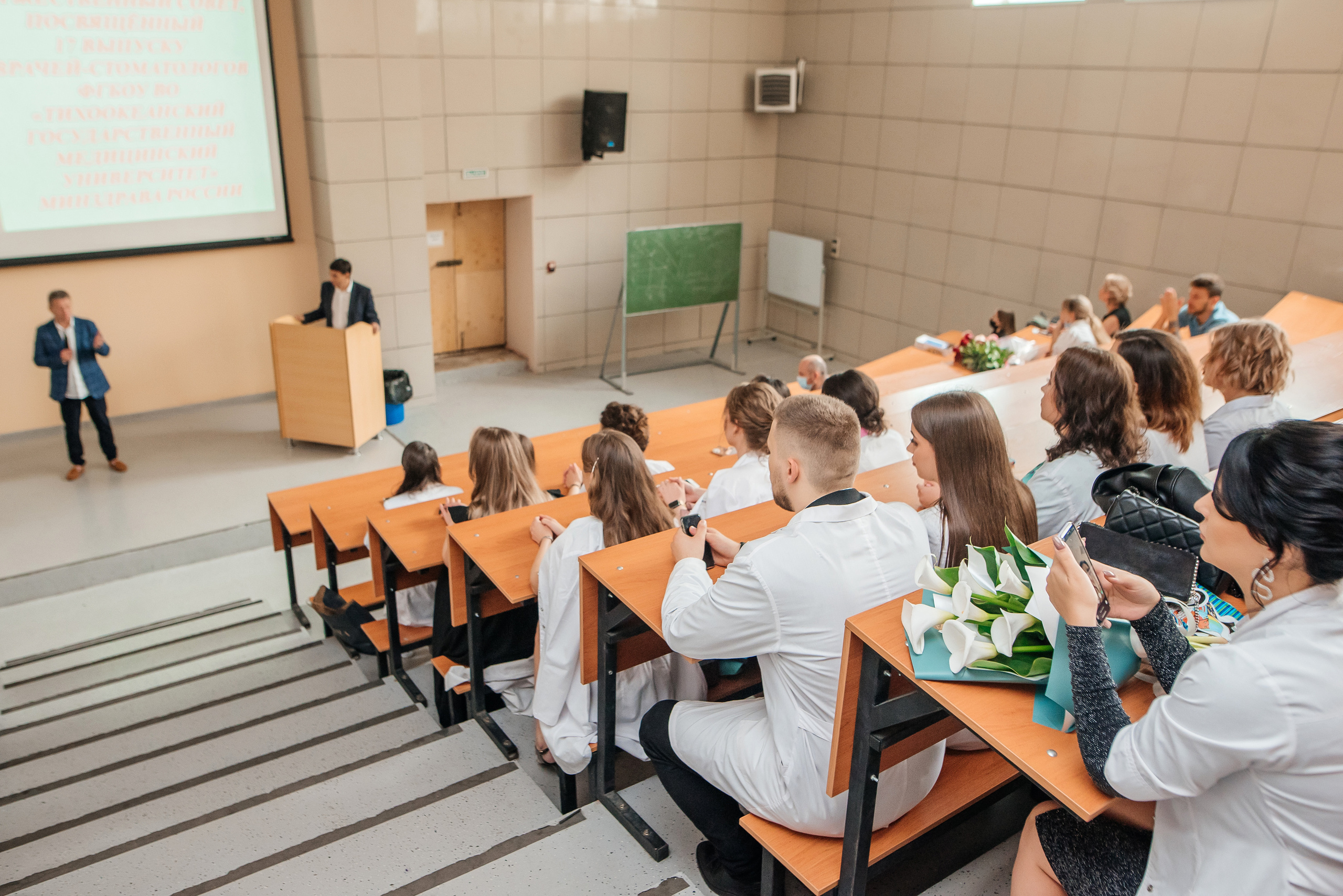 Выпускной в Медуниверситете. Свадебный фотограф Елена Рякина