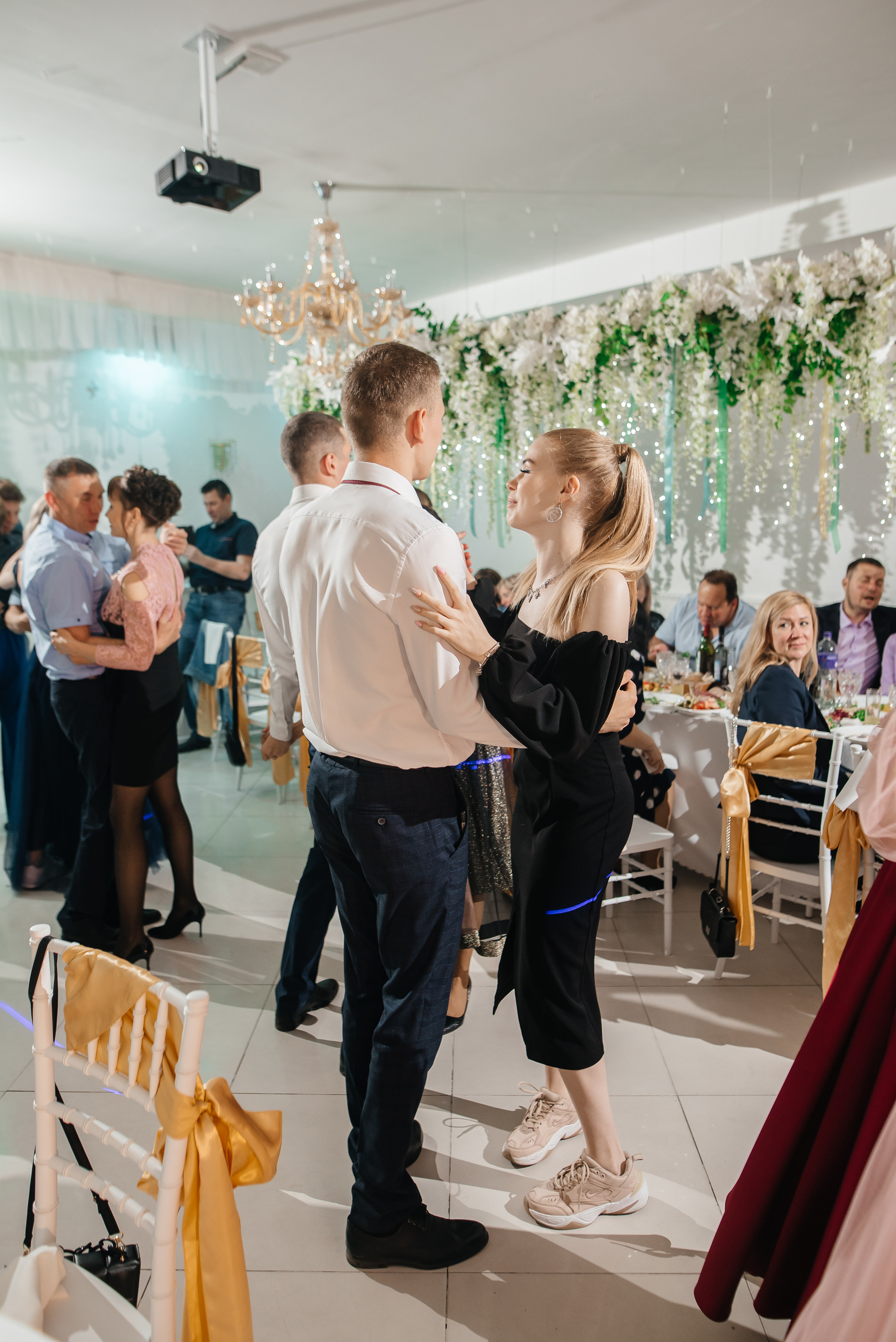 Выпускной Школа 82. Свадебный фотограф Елена Рякина