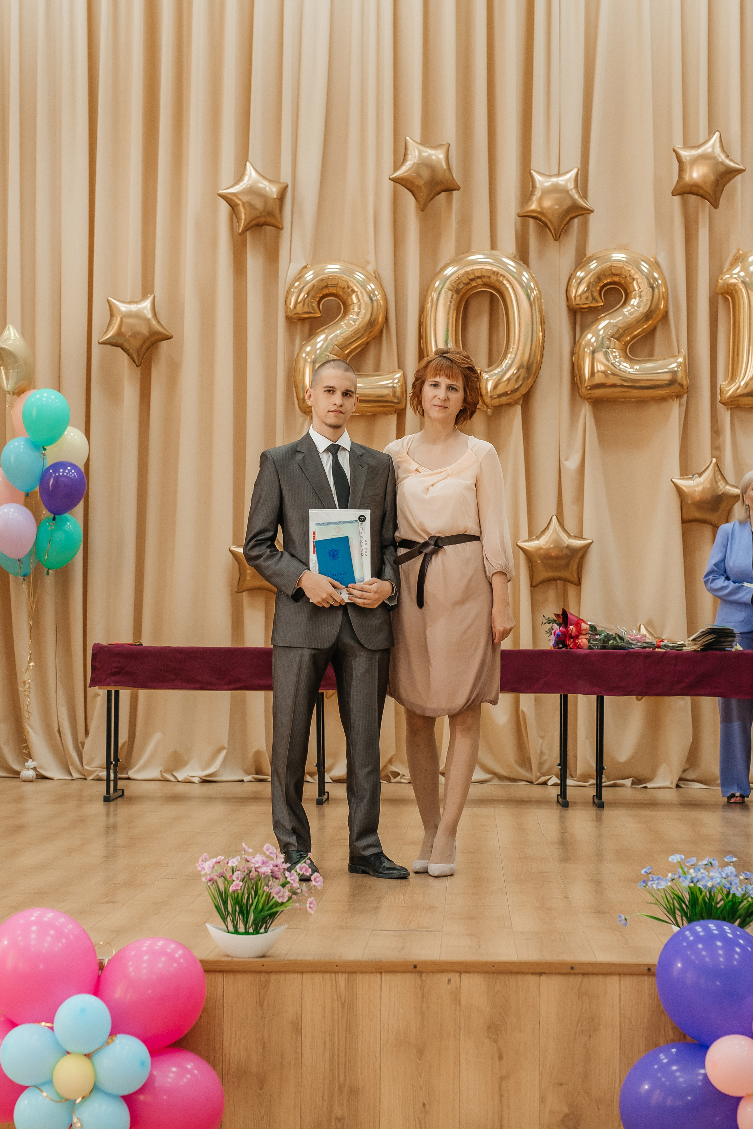 Выпускной Школа 82. Свадебный фотограф Елена Рякина