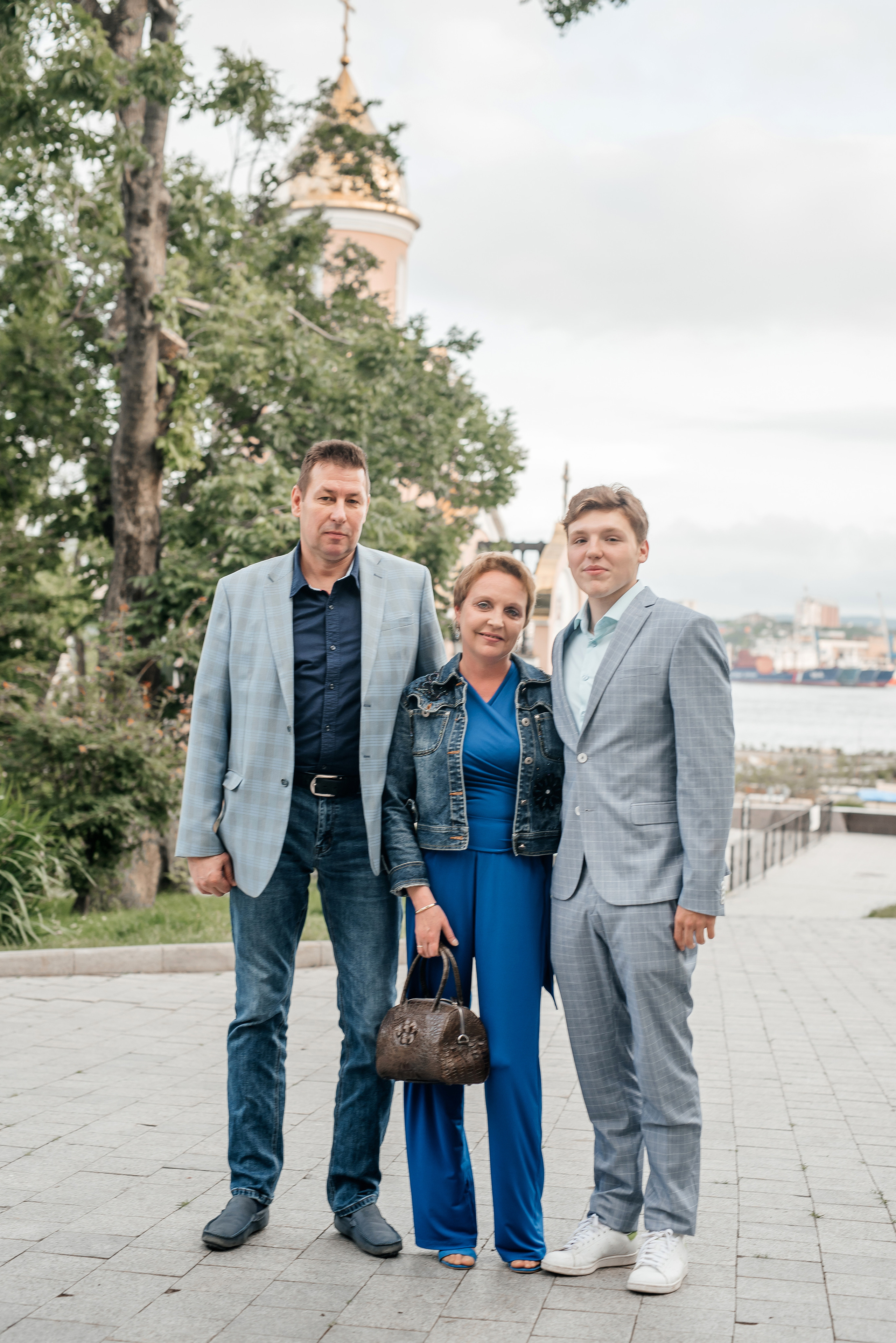 Выпускной Школа 82. Свадебный фотограф Елена Рякина