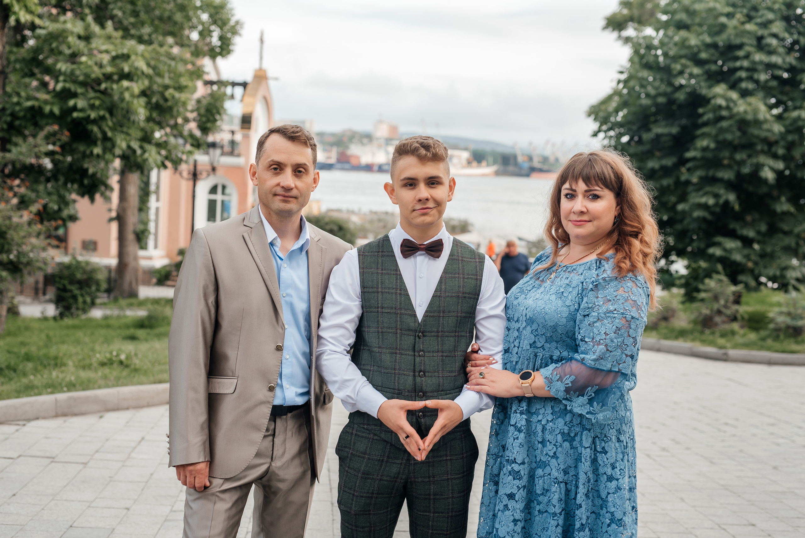 Выпускной Школа 82. Свадебный фотограф Елена Рякина