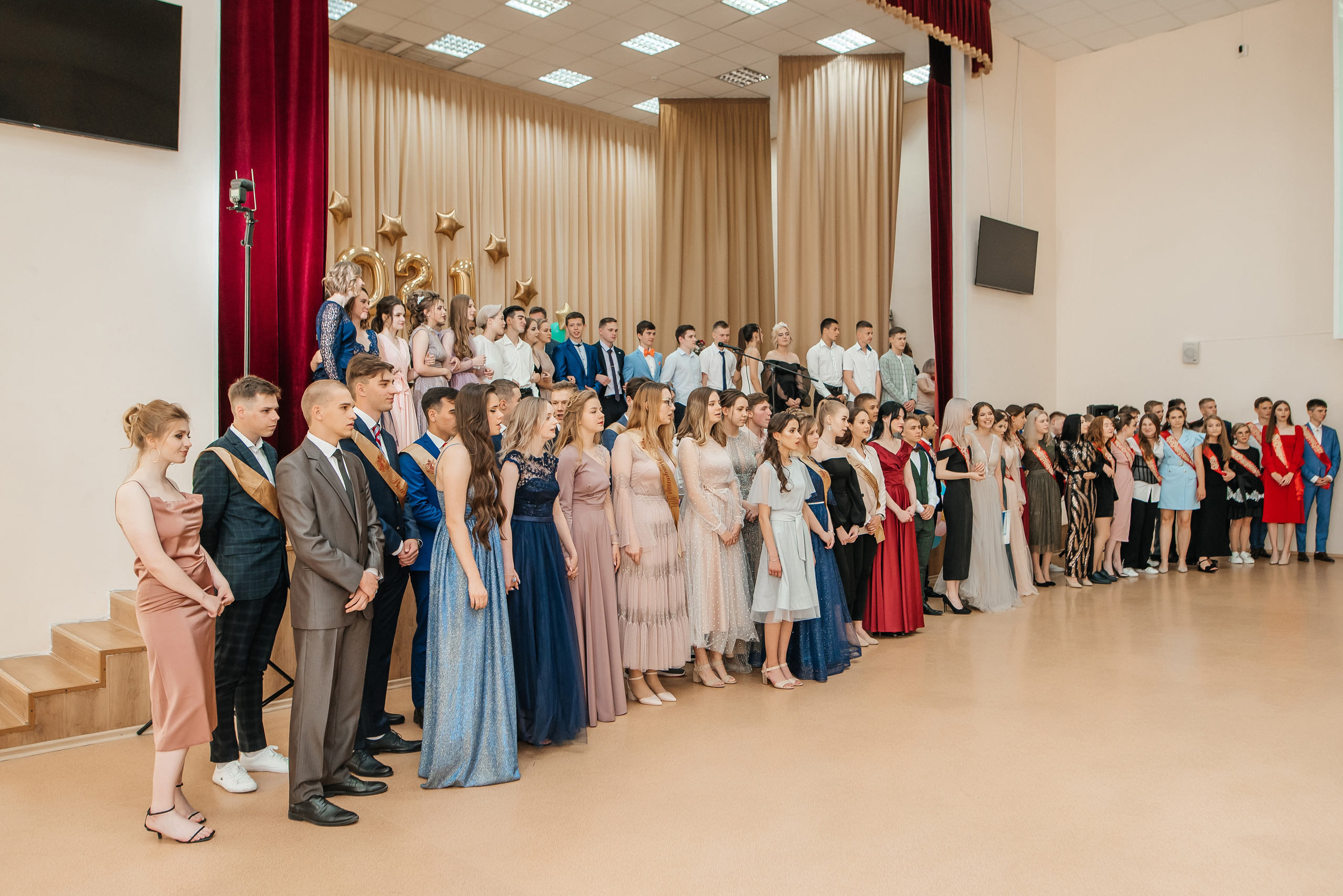 Выпускной Школа 82. Свадебный фотограф Елена Рякина