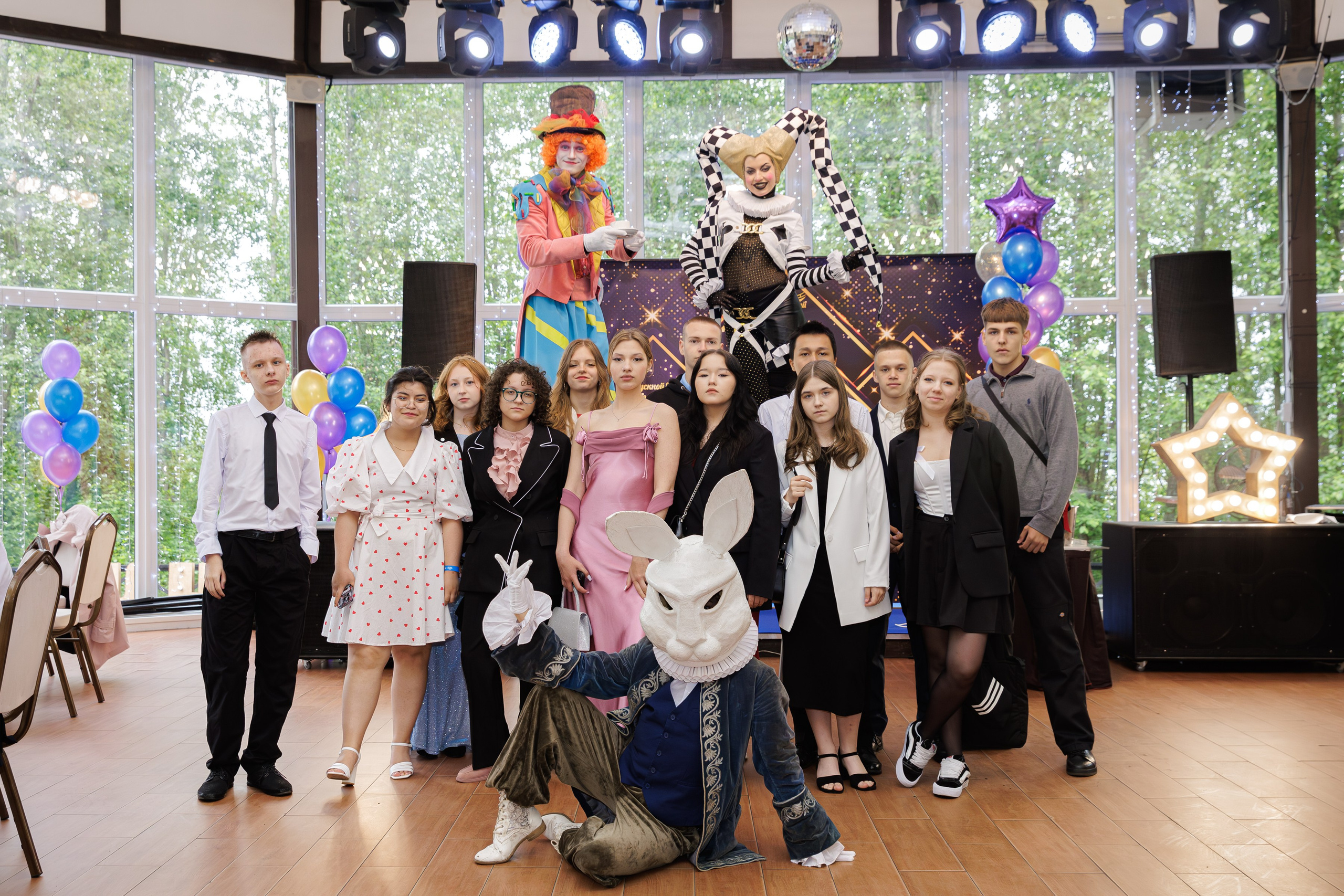 Драгунский выпускной. Маша Гонтарь Семейный домашний репортажный фотограф в Санкт-Петербурге