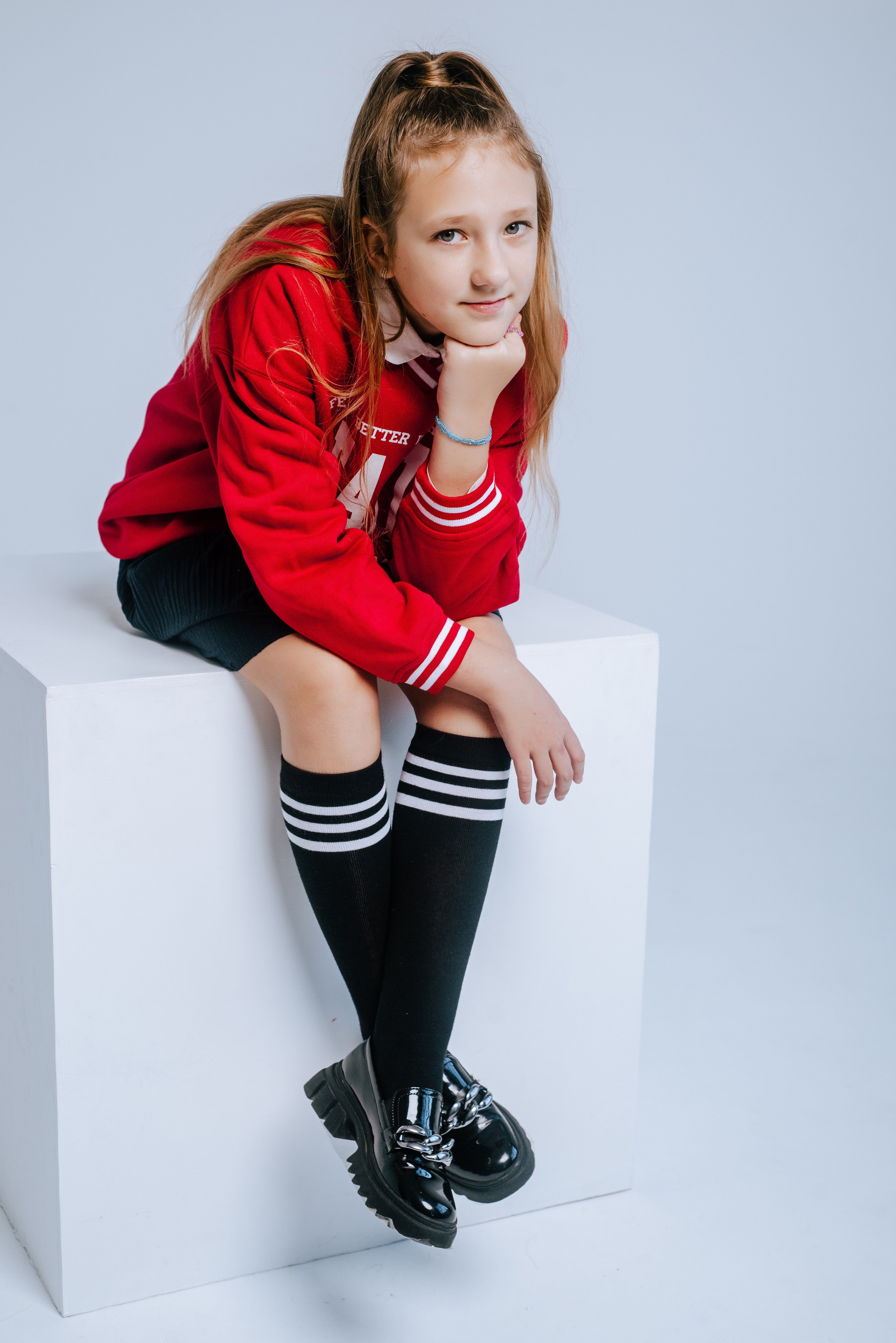 4Б — школа № 1. Фотограф Ярмишко Дарья. Выпускные фотокниги