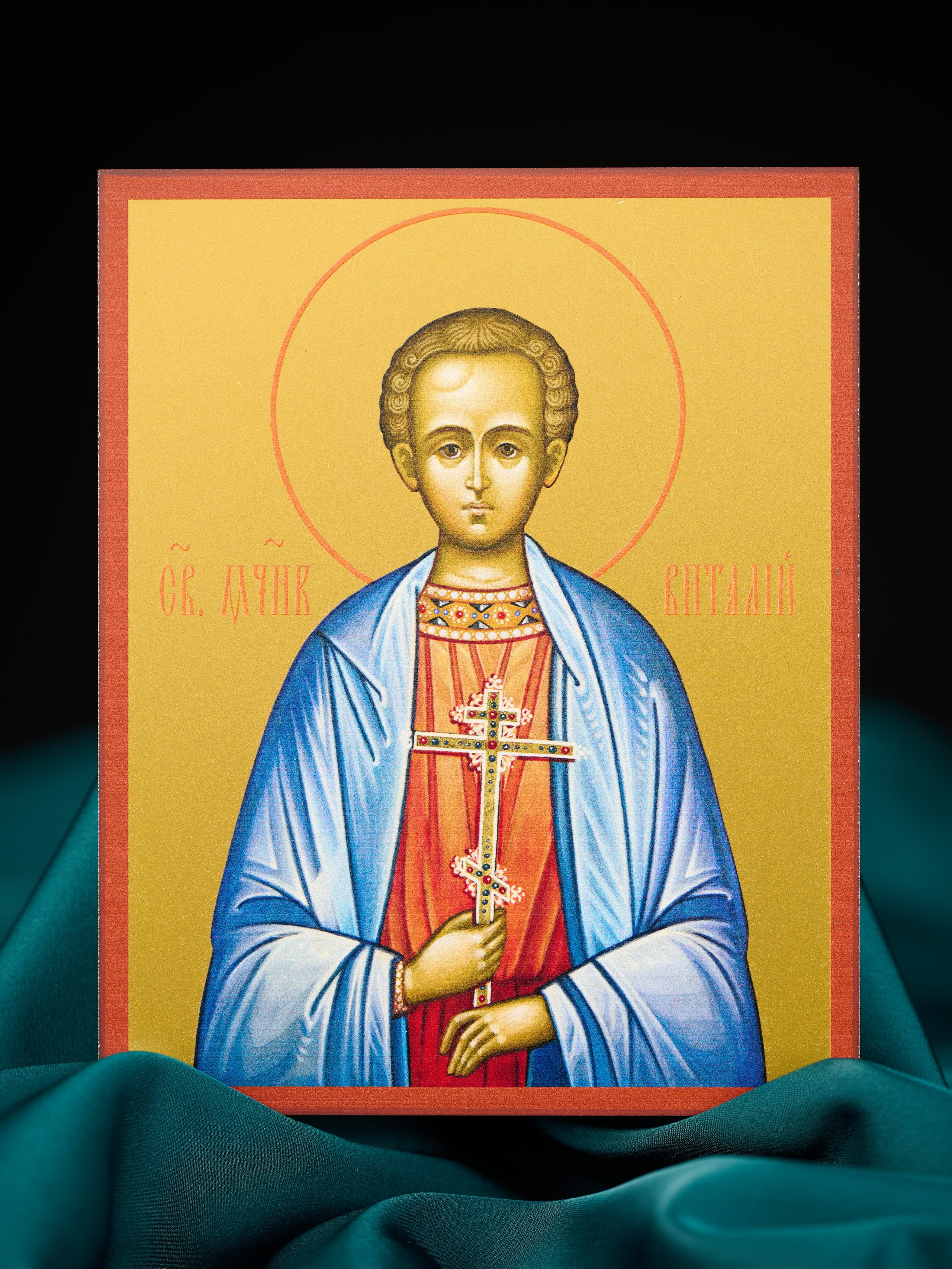 Иконы на досках