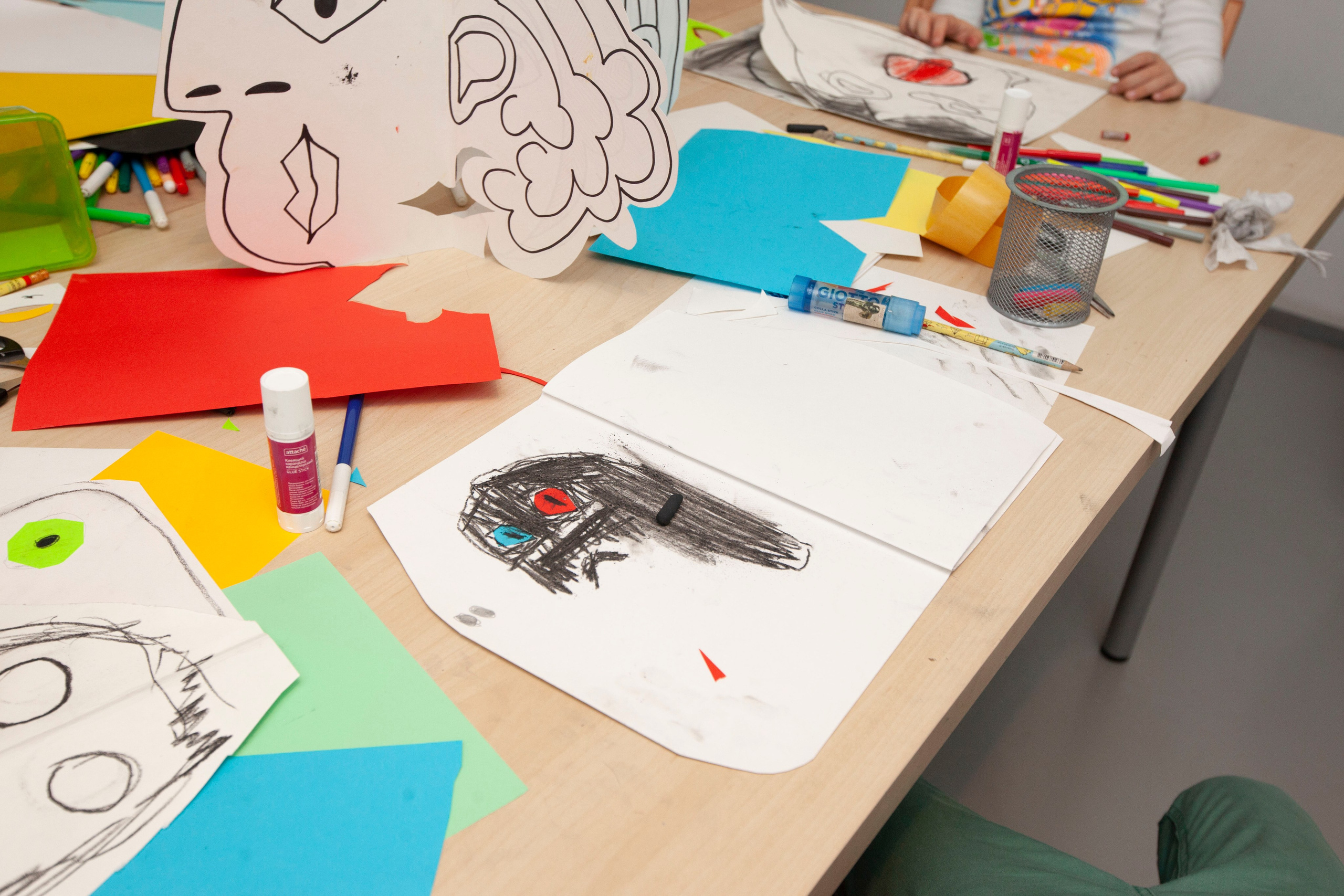 Детский мастер-класс в ММОМА. Stanislav Baryshev — People. Emotions. Atmosphere