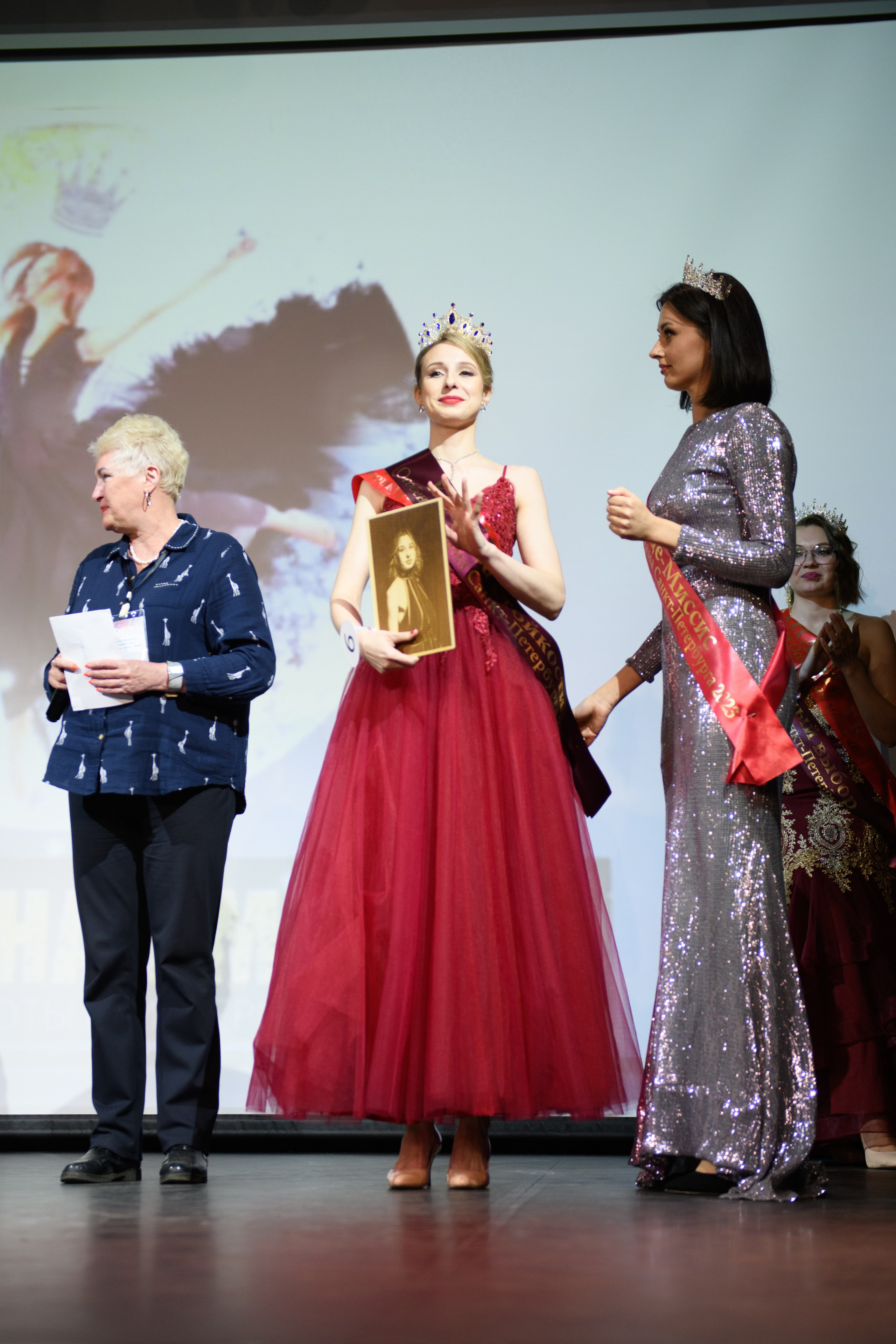 Финал конкурса красоты и материнства «Особенная мама». Организация и проведение фотосъемок в Санкт-Петербурге. Фотограф Смирягин Илья