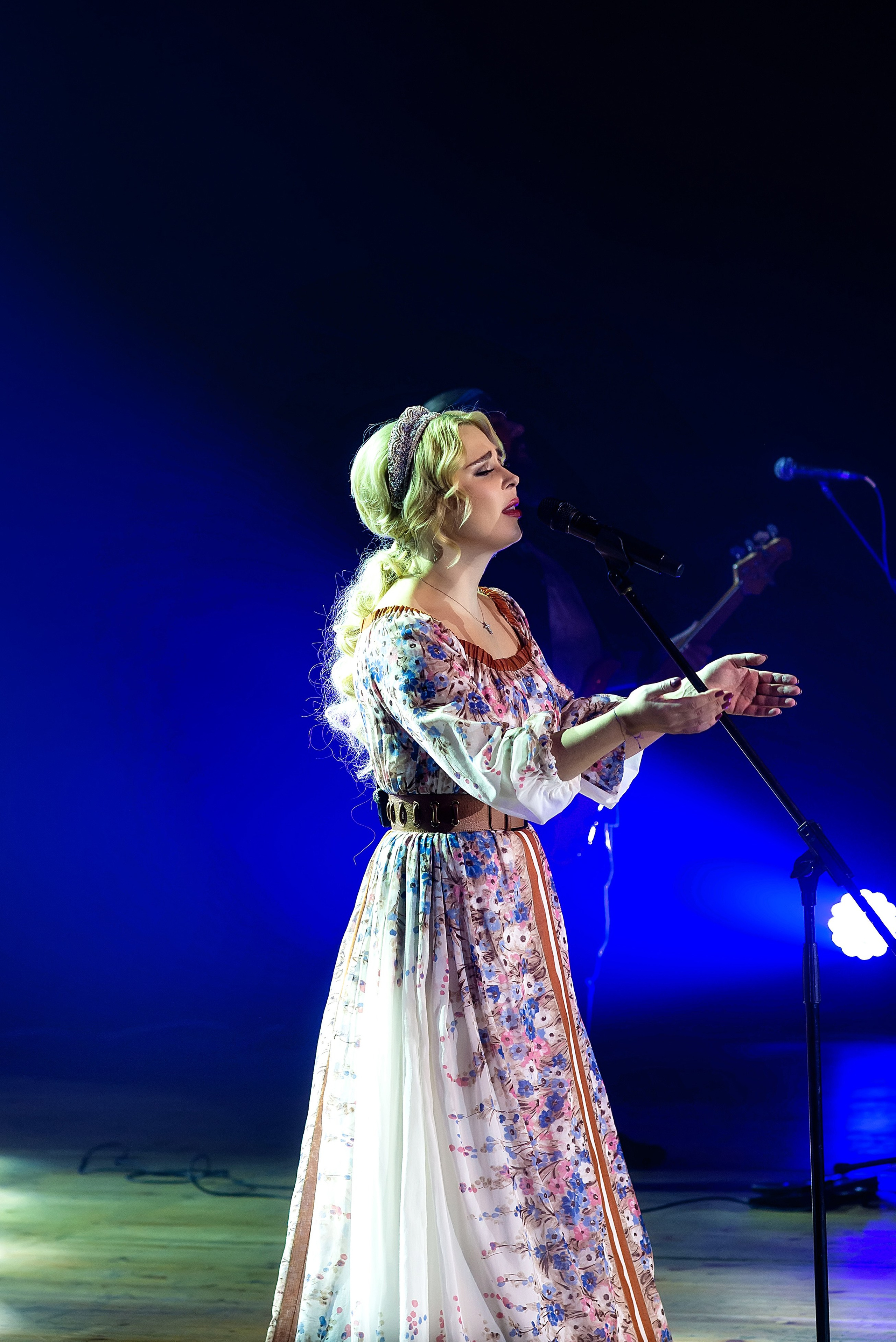 Концерт Пелагеи. Школьный, фэшн фотограф в Тюмени и в России Ирина Королева