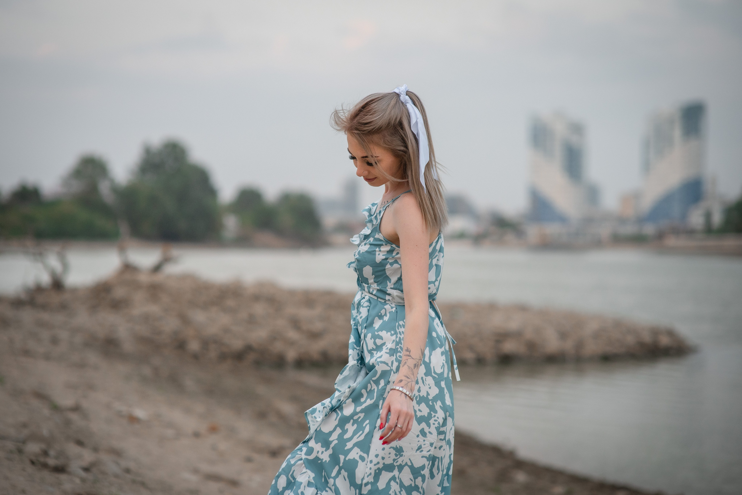 Фотосессия мама с дочкой_река Кубань (цветокор). Детский и семейный фотограф Краснодар / Сочи Сергеева Олеся