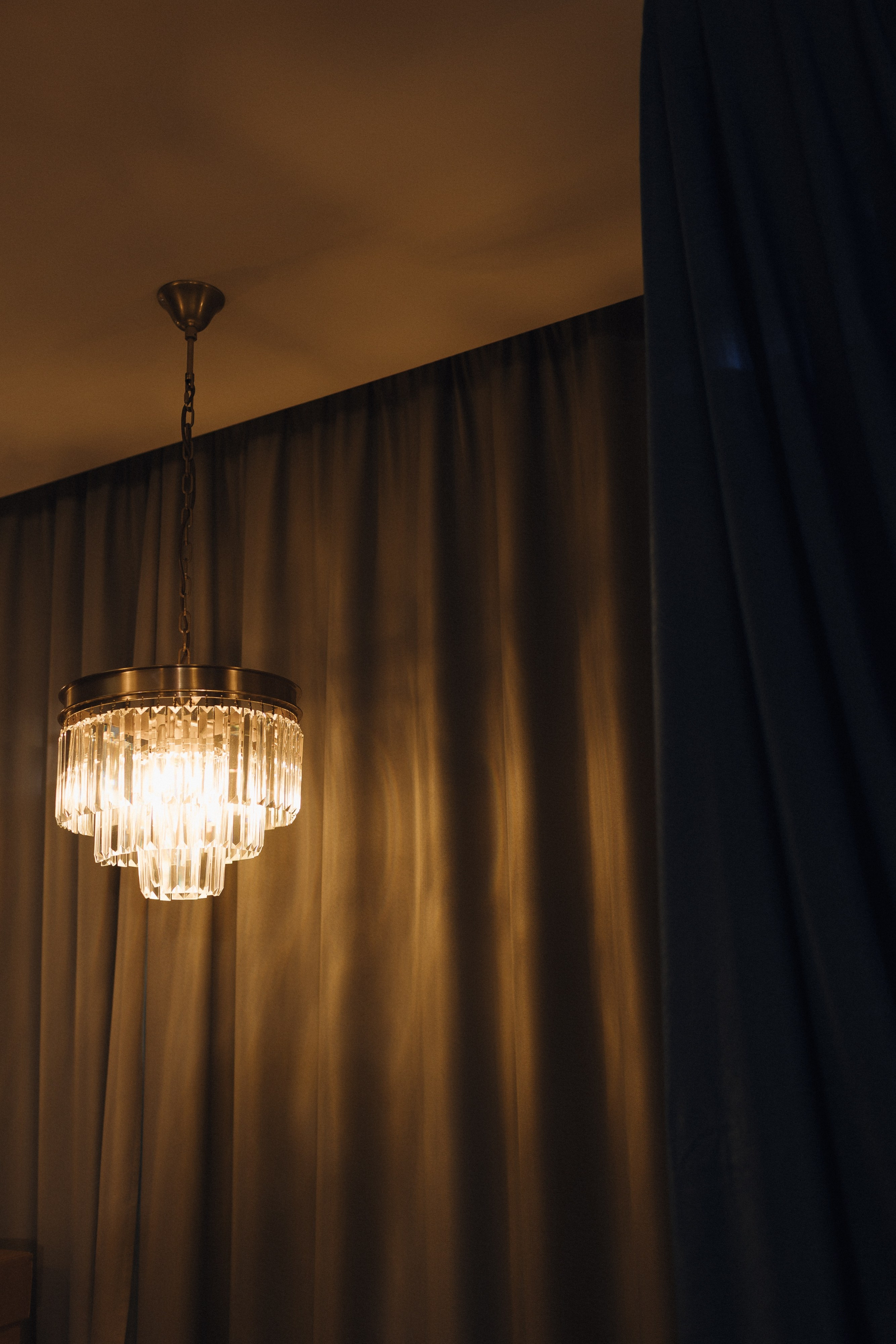 АРИНА И ЛЕША. ЧЕЛСИТИ. Свадебный и индивидуальный фотограф в Челябинске Евгения Негодяева