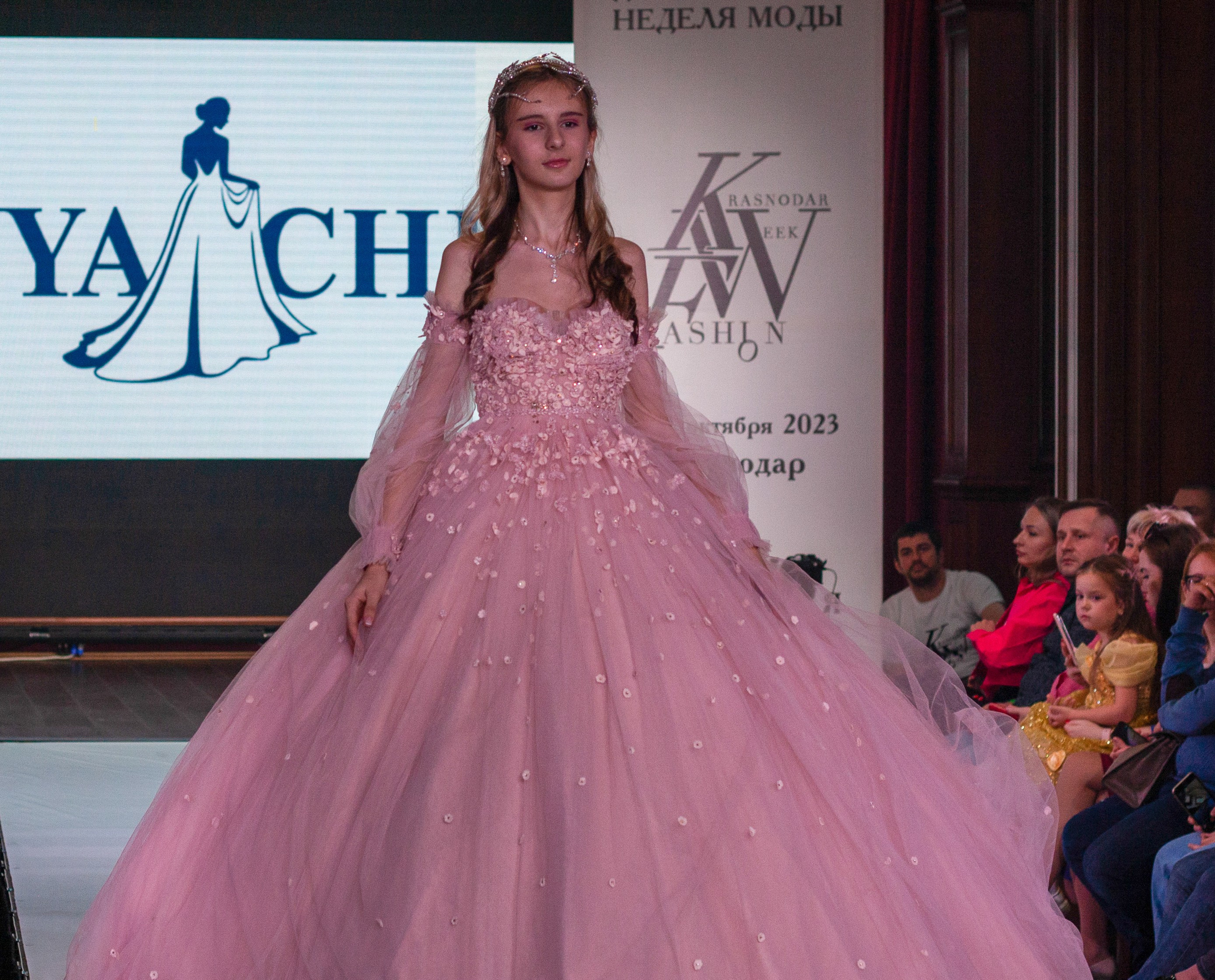 Krasnodar Fashion Week. Kids. Фотограф