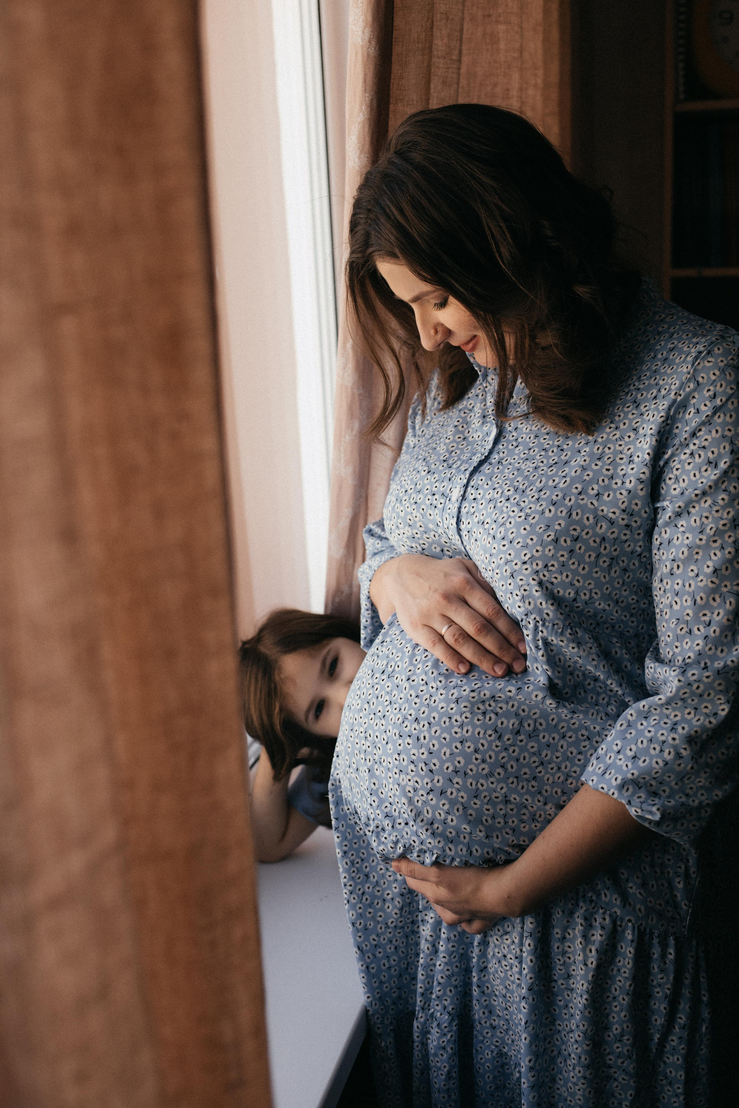 Ира, Саша, Паша, Валя и Вика. Главная