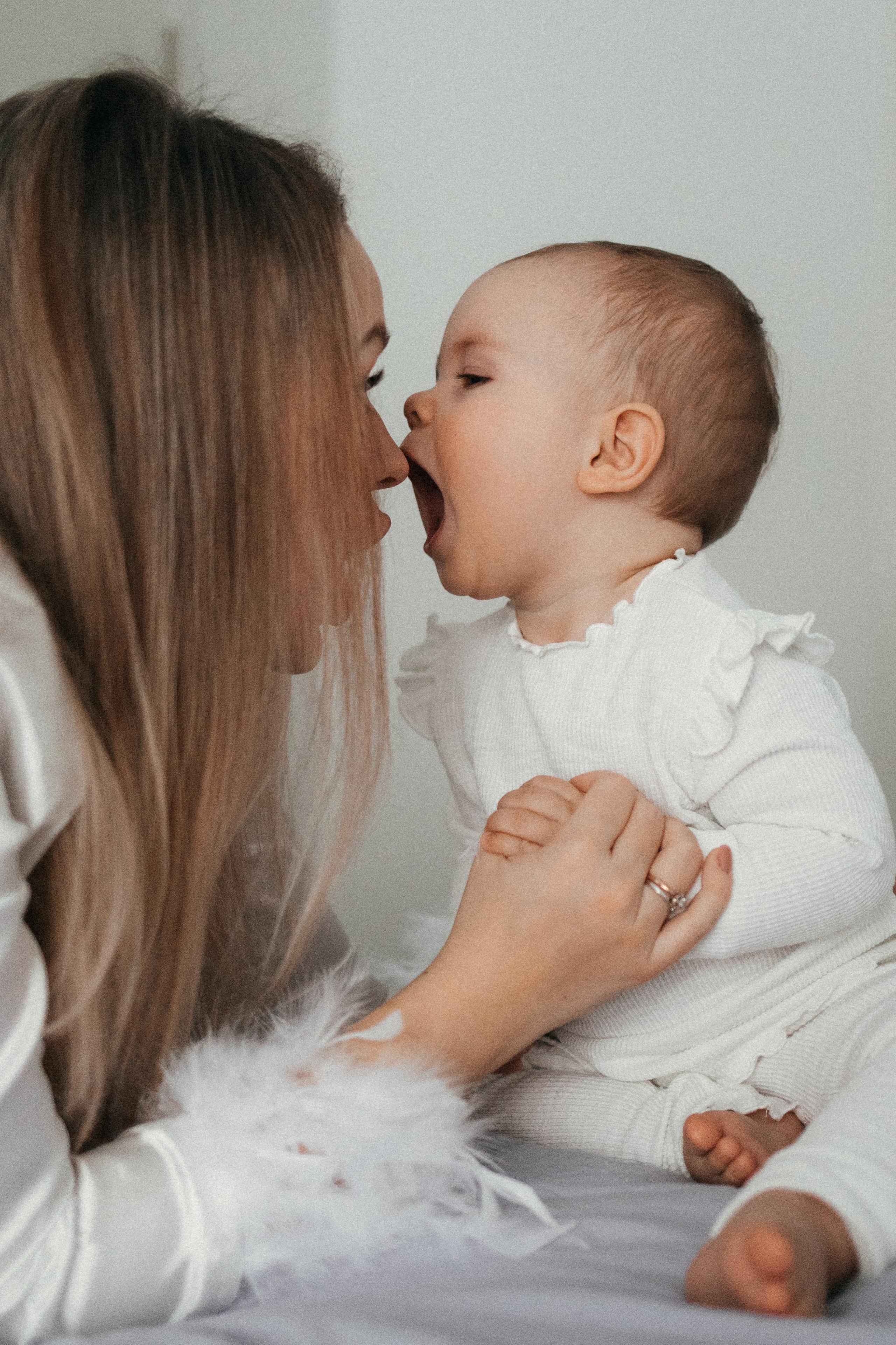 Аня, Максим и Мирослава. Главная