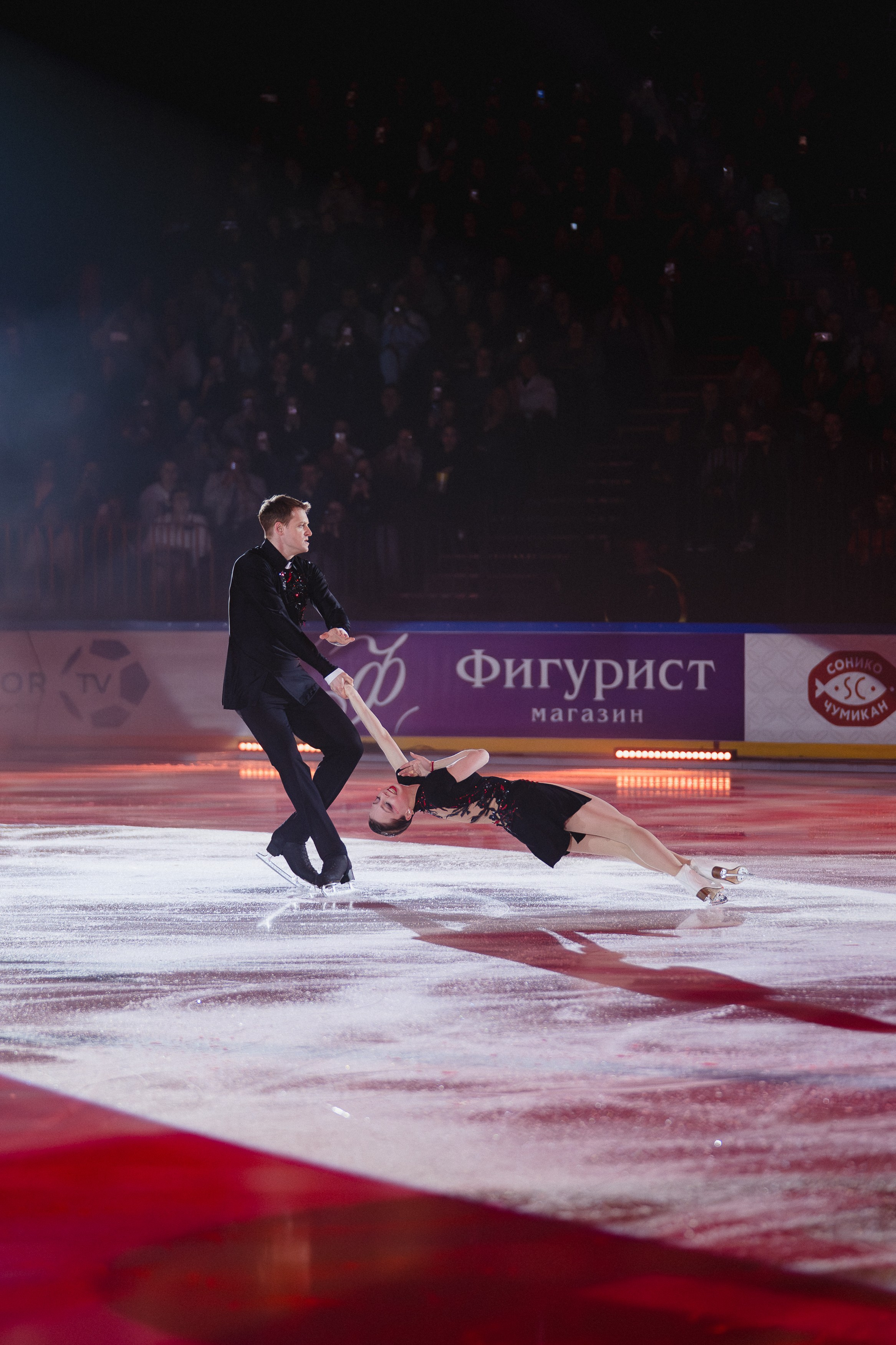 Шоу Этери Тутберидзе в Новосибирске. Воробьева Ксения — Спортивный и танцевальный фотограф Новосибирск
