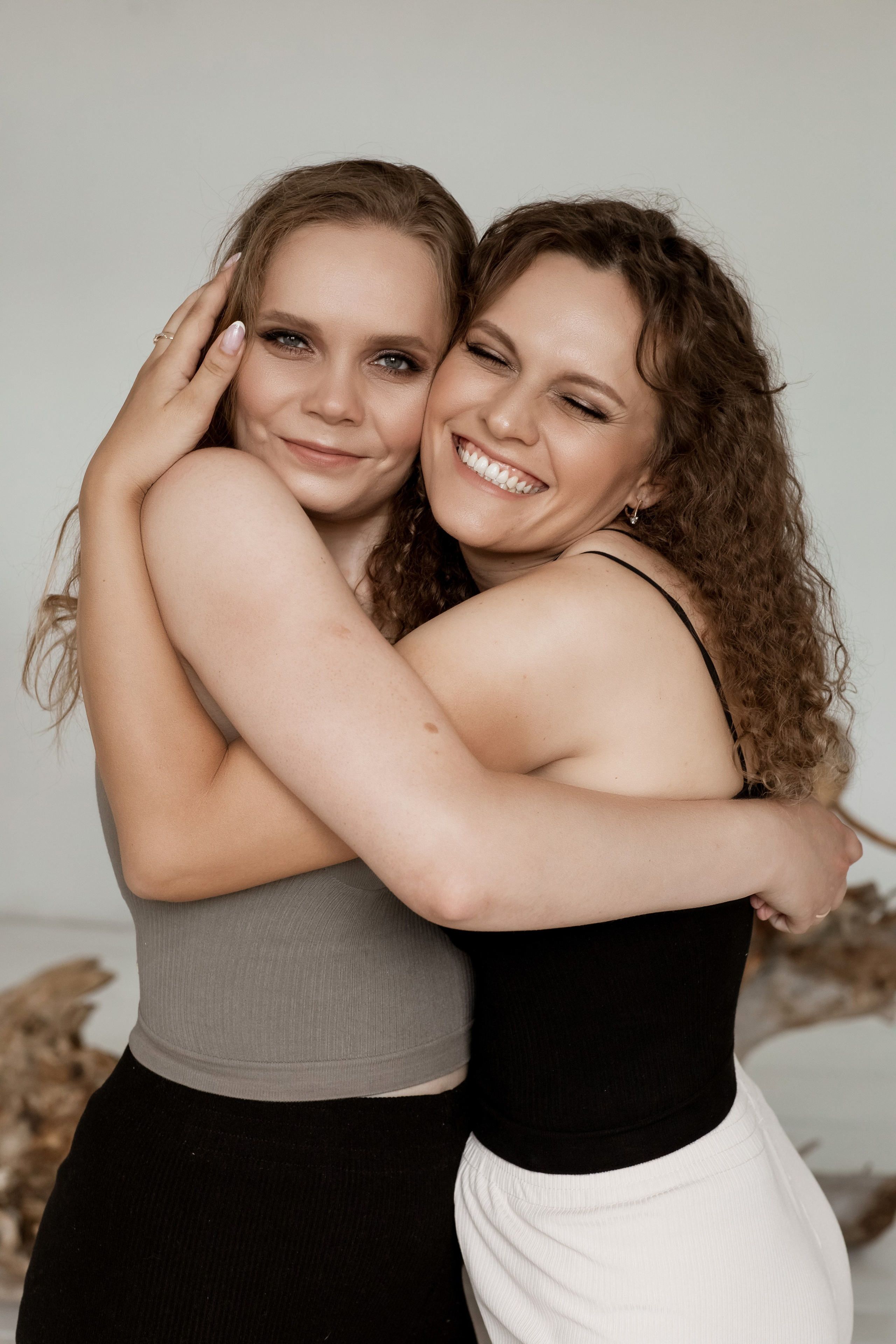 Маша и Наташа. Женский и семейный Фотограф В Усть-Каменогорске Юлия Журавлева