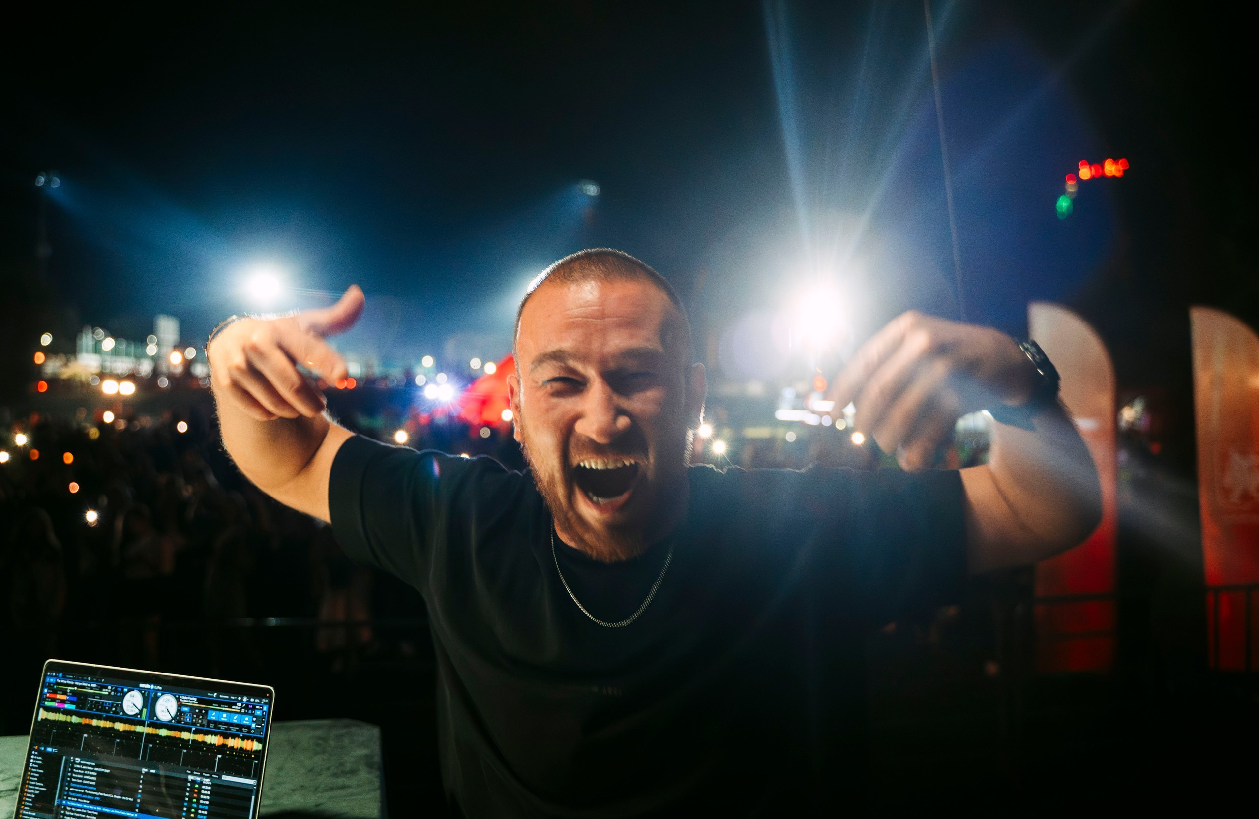 Альфа Ночной Гастромаркет. Саша Копылов, фотограф в Казани