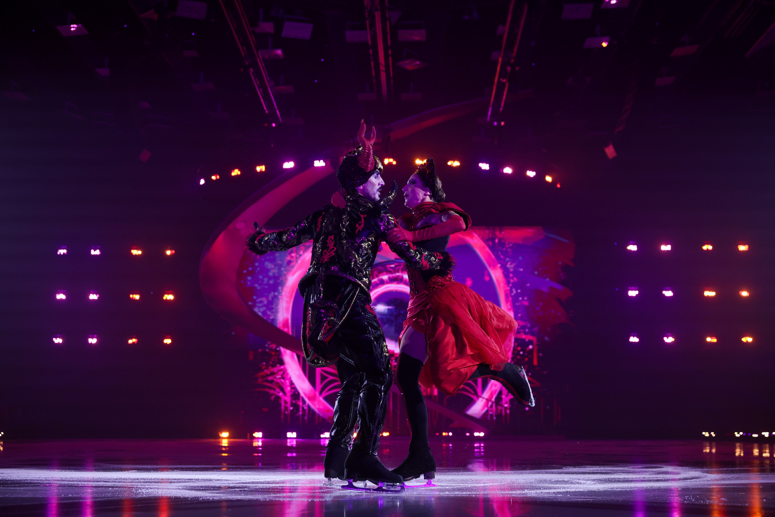 «Больше чем шоу» 14.11.2025. Спортивный и репортажный фотограф Антон Тереханов