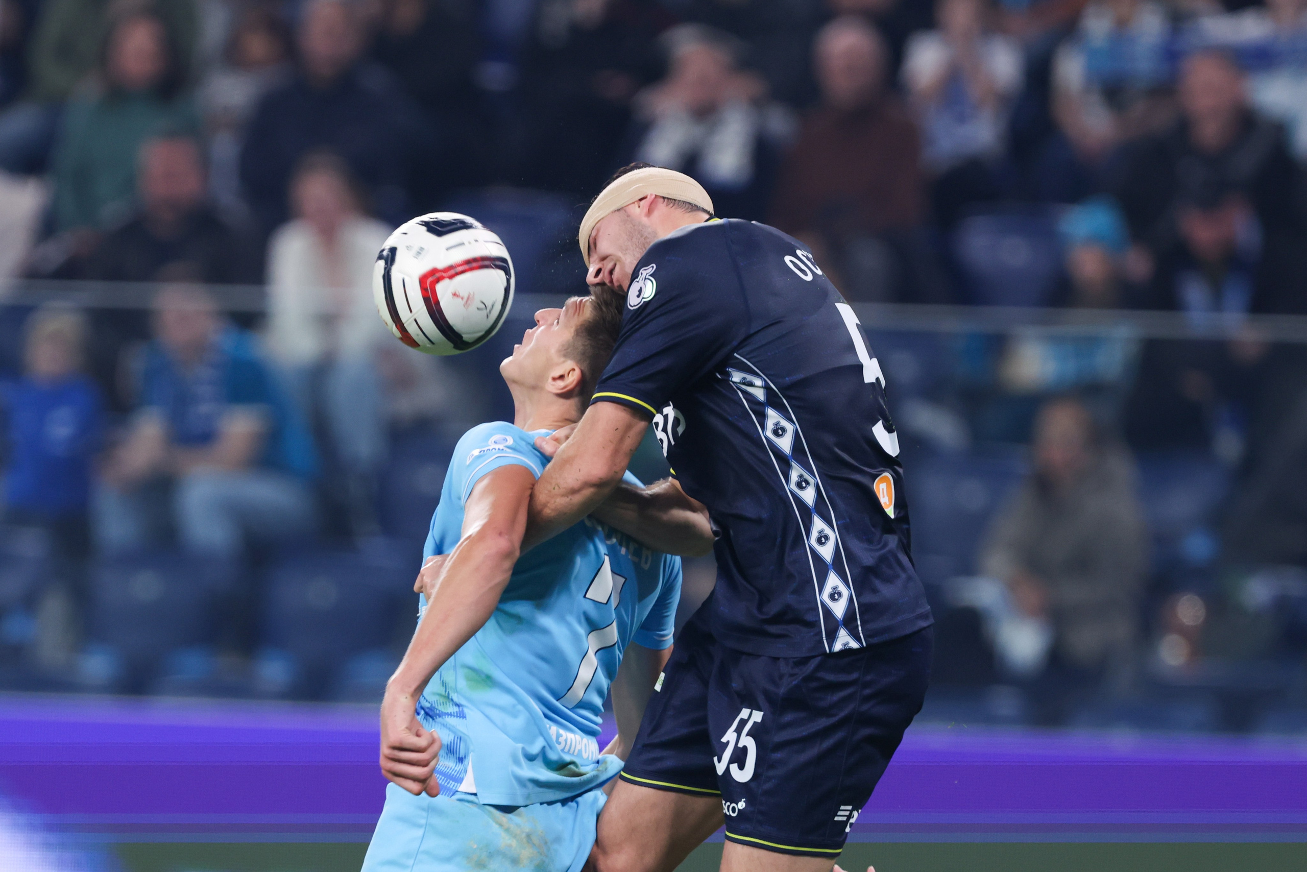 ФК «Зенит — ФК «Динамо» Москва 05.11.2025. Спортивный и репортажный фотограф Антон Тереханов