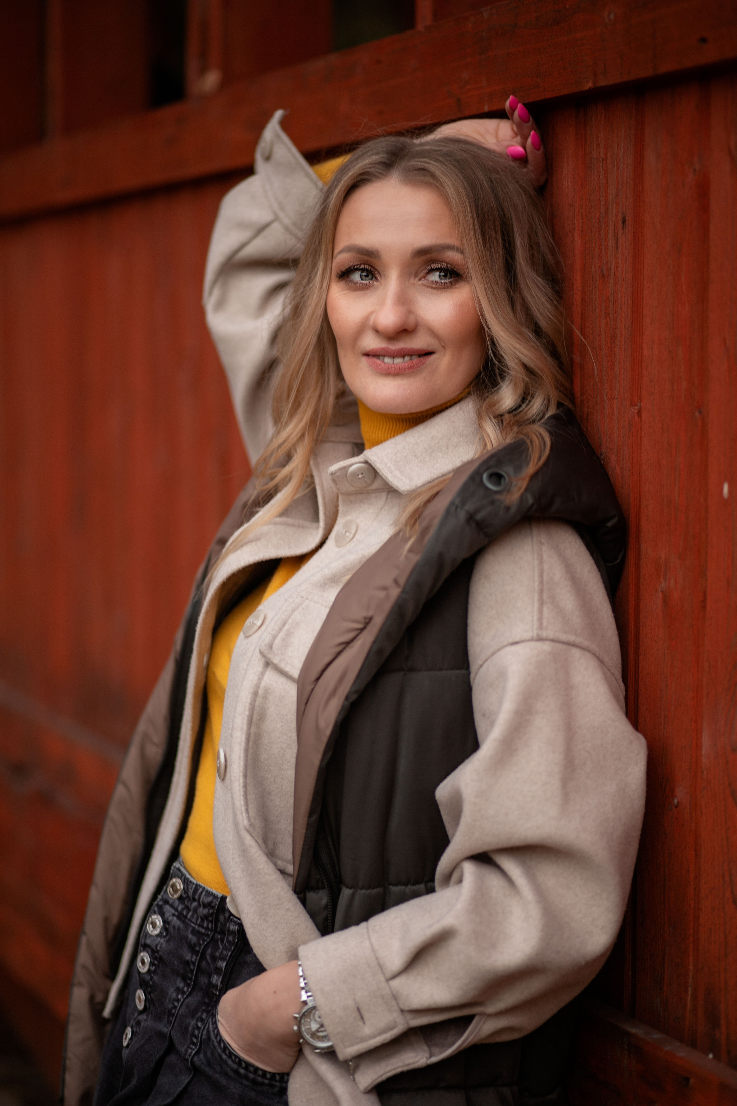 Портретный фотограф Ивона. Фотостудия во Всеволожске. Подходит для всех творческих проектов