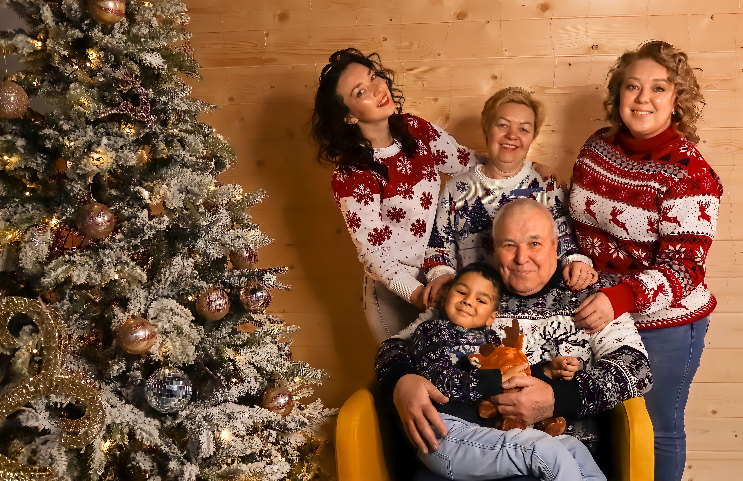 Портретный фотограф Ивона. Фотостудия во Всеволожске. Подходит для всех творческих проектов