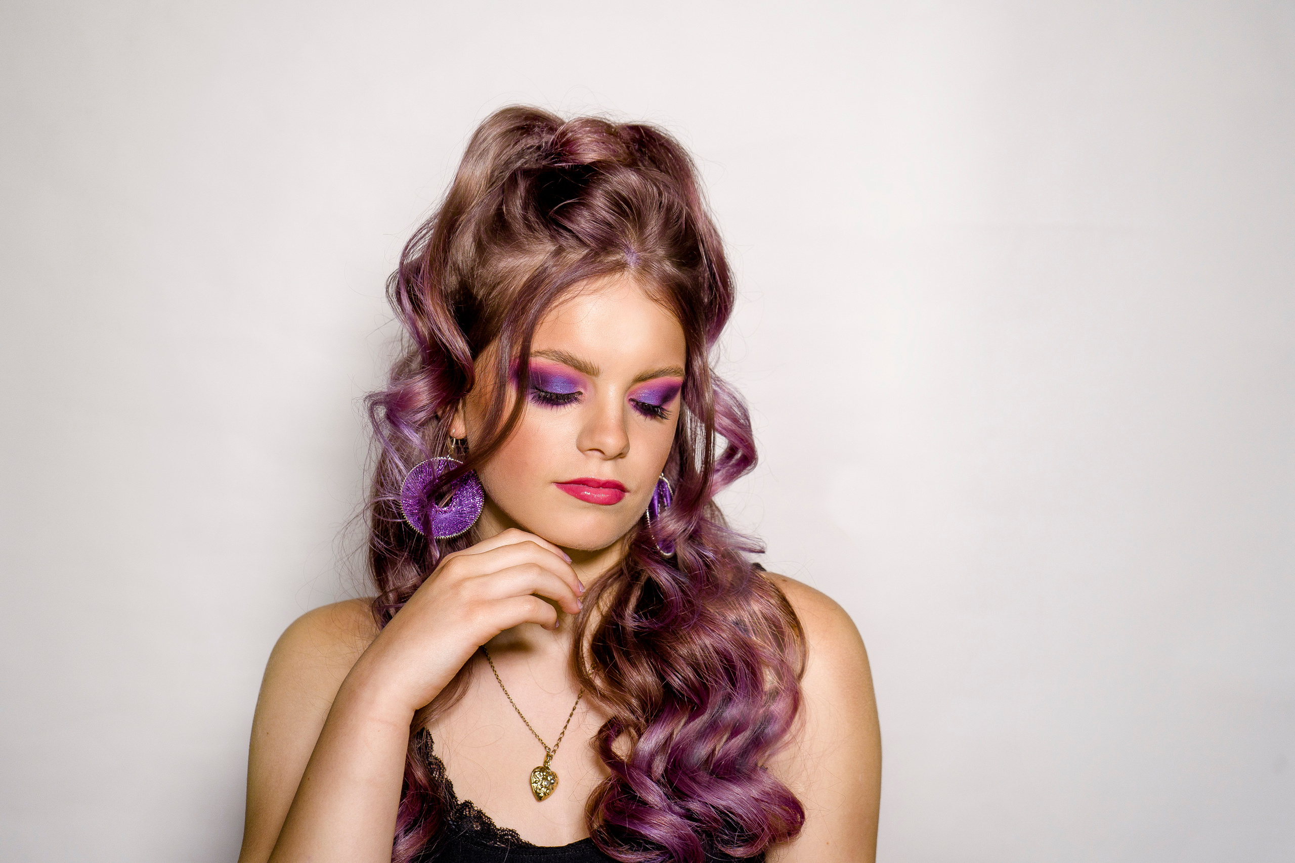 Елена. Фотостудия во Всеволожске. Подходит для всех творческих проектов