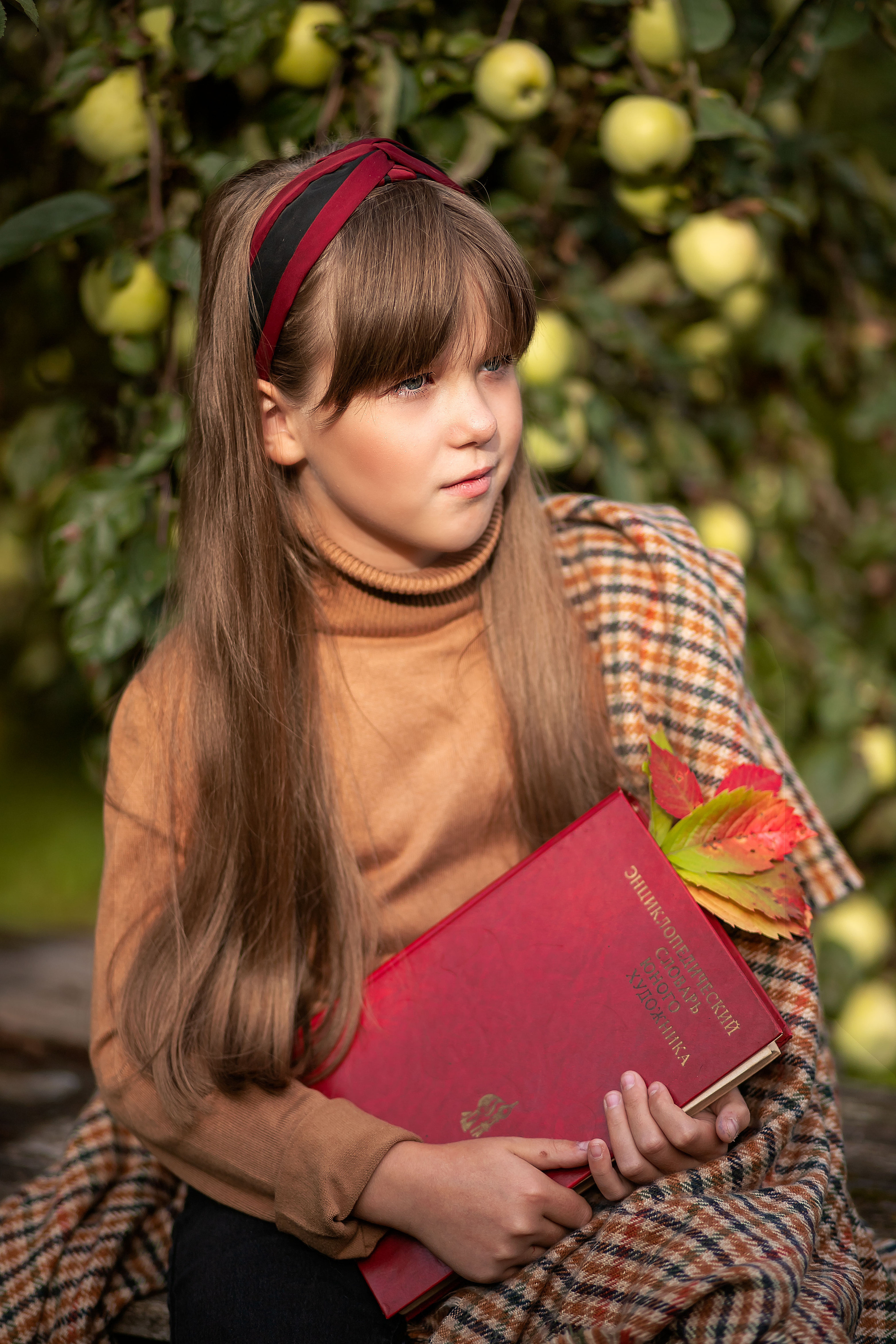 Портретный фотограф Ивона. Фотостудия во Всеволожске. Подходит для всех творческих проектов