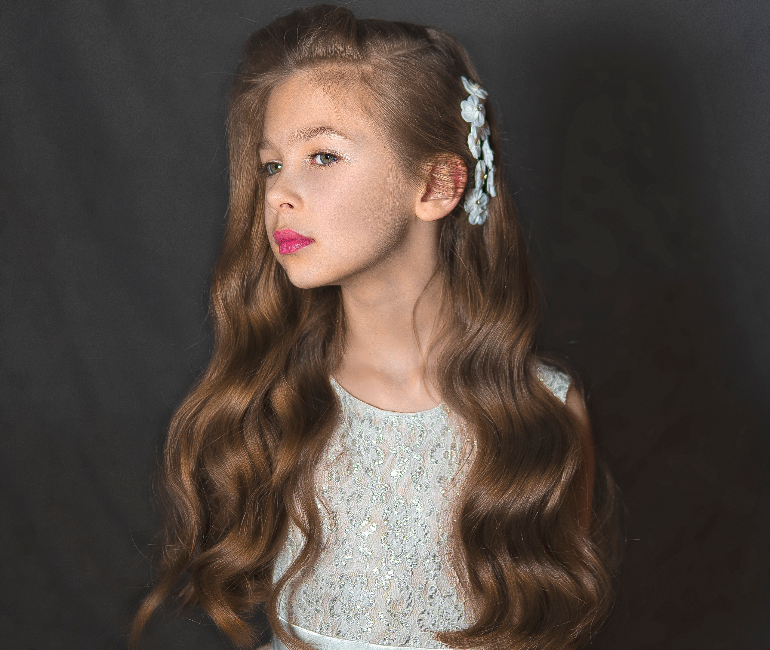 Елена. Фотостудия во Всеволожске. Подходит для всех творческих проектов