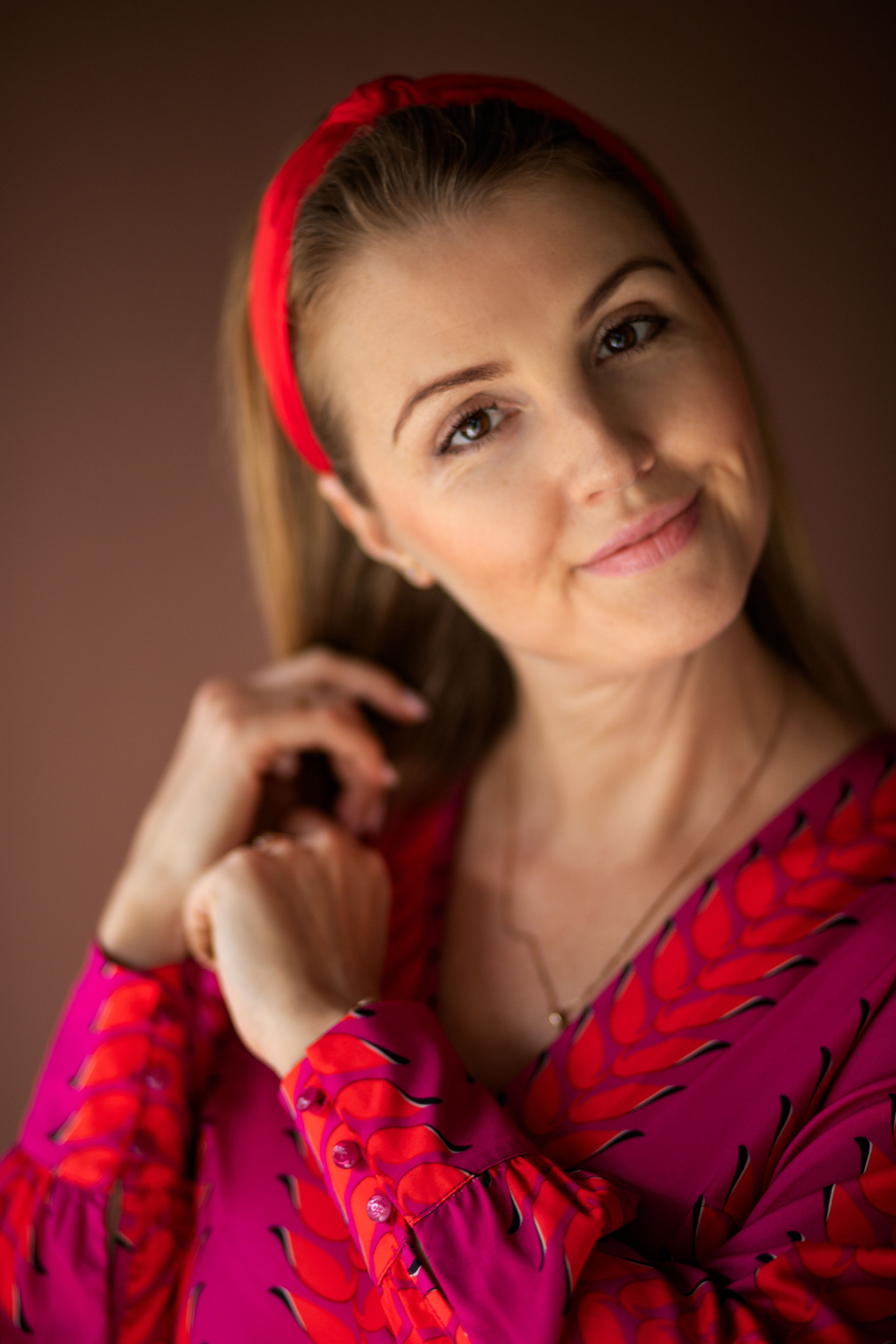 Портретный фотограф Ивона. Фотостудия во Всеволожске. Подходит для всех творческих проектов