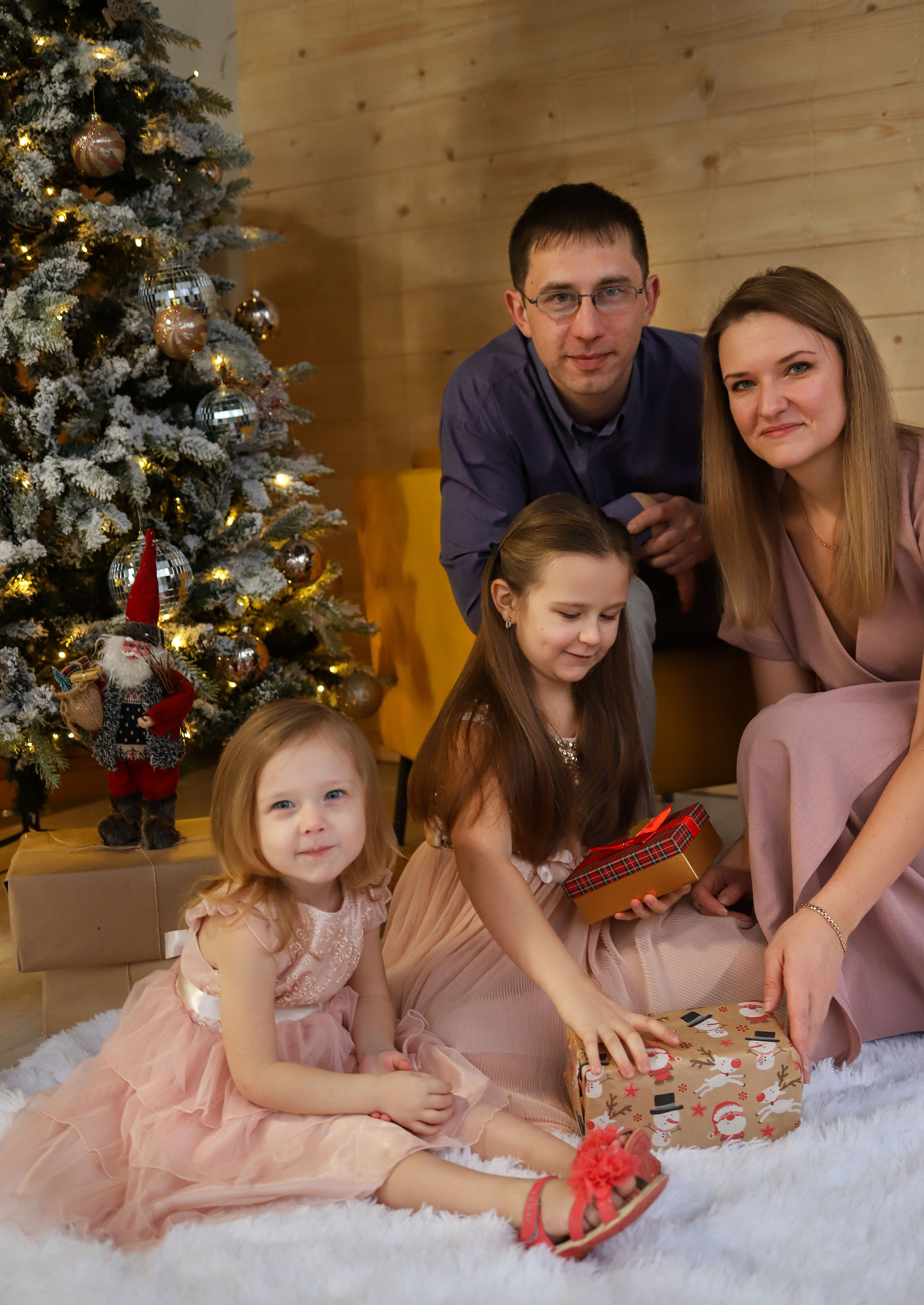 Портретный фотограф Ивона. Фотостудия во Всеволожске. Подходит для всех творческих проектов